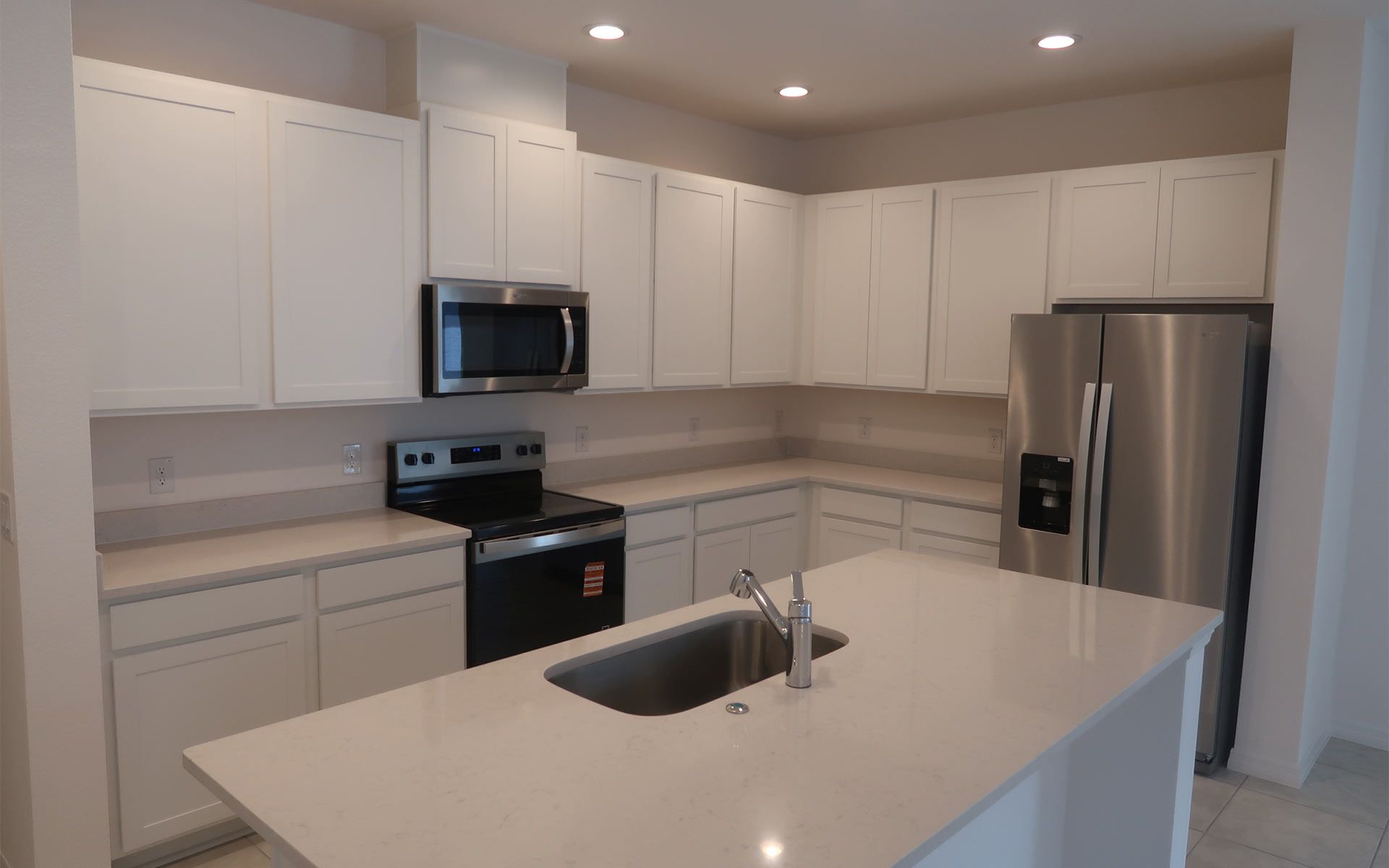 Spacious and Functional Kitchen in Central Florida Home