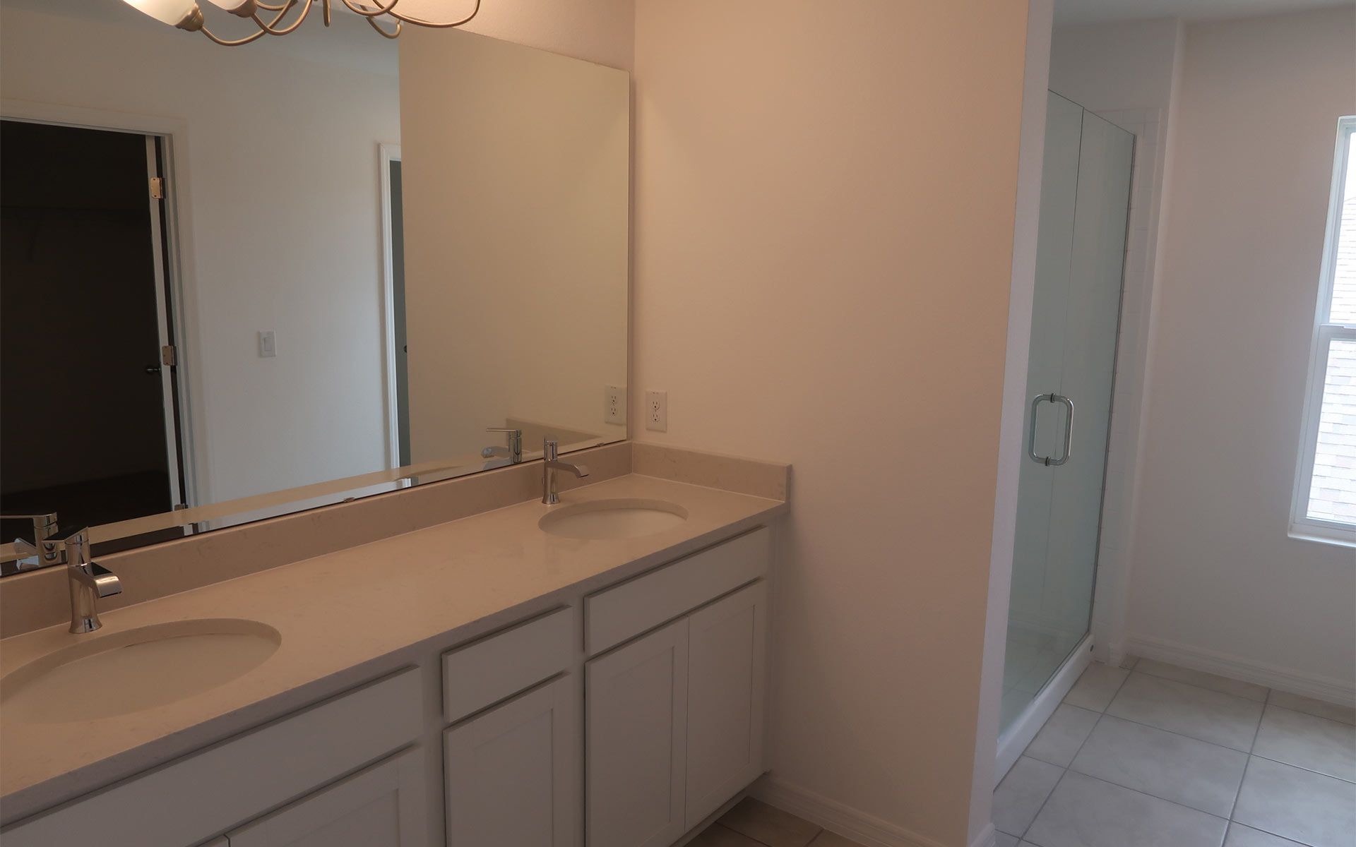 Spa-Like Primary Bathroom in Central Florida Home