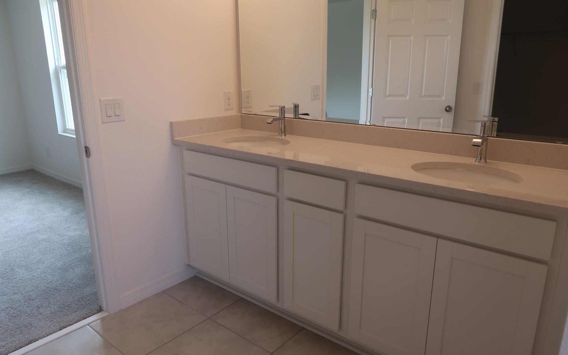 Spa-Like Primary Bathroom in Central Florida Home