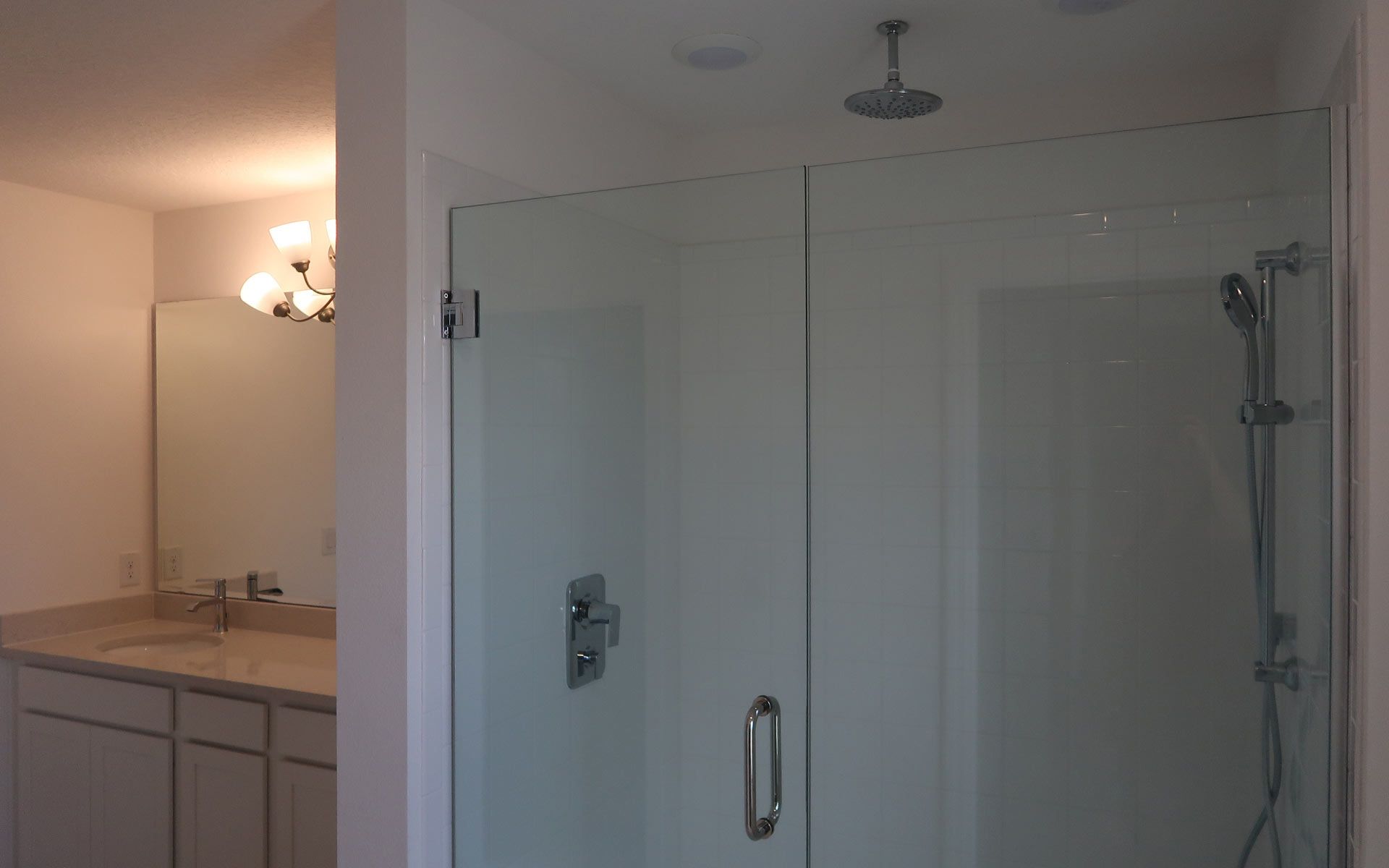 Spa-Like Primary Bathroom in Central Florida Home