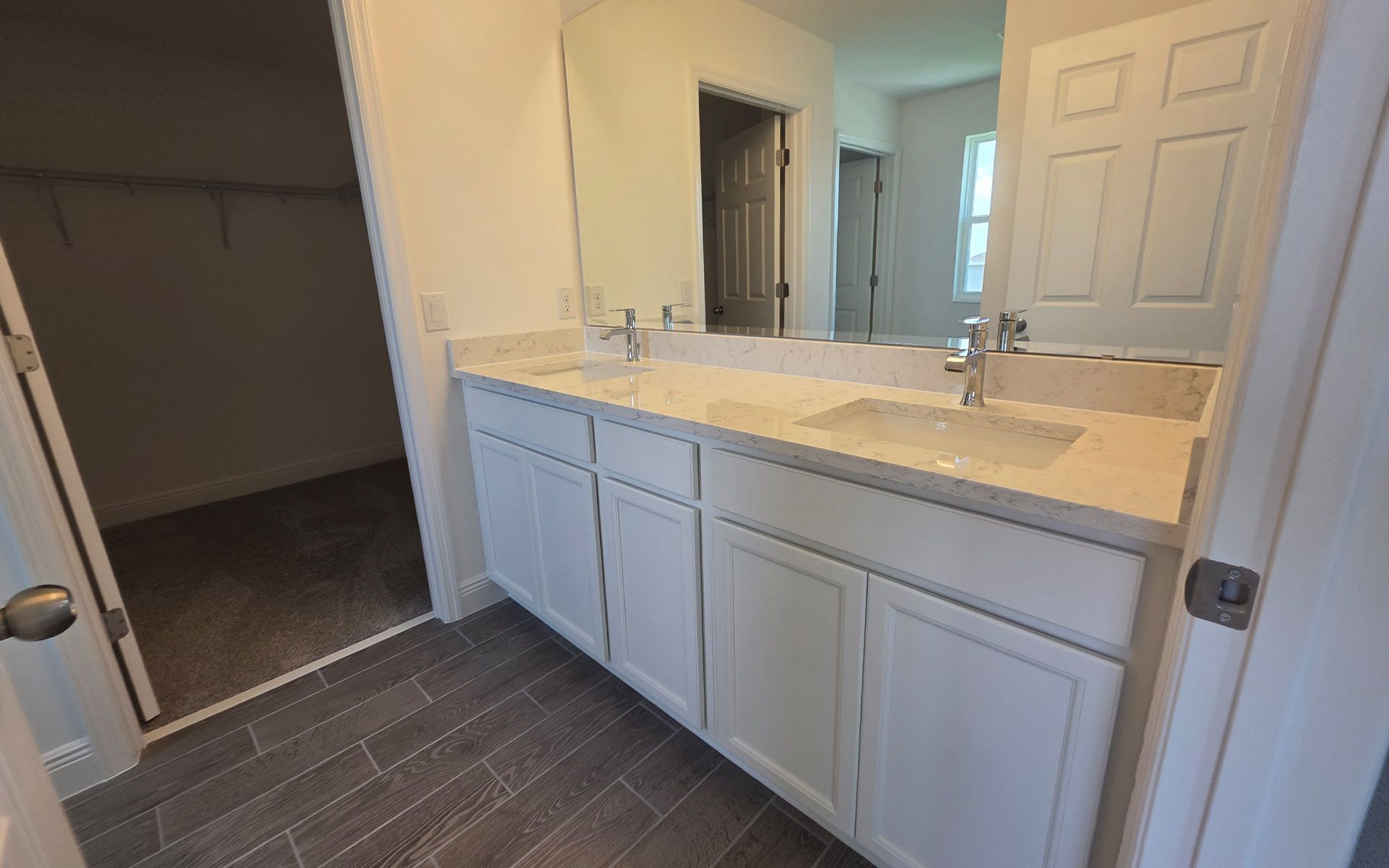 Spa-Like Primary Bathroom in Central Florida Home