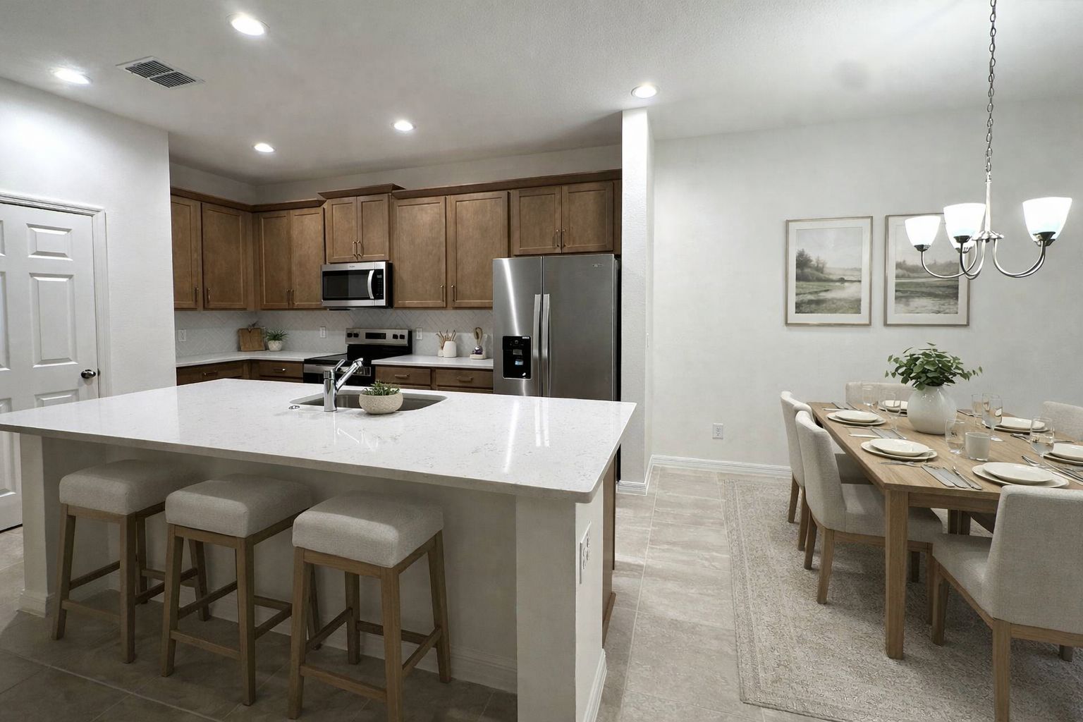Spacious and Functional Kitchen in Central Florida Home