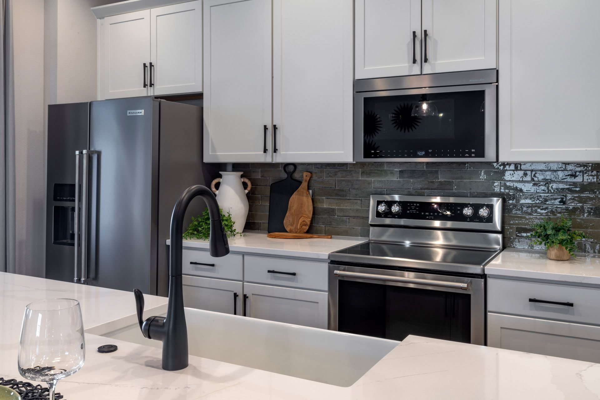 Wekiva model at Ridgeview kitchen
