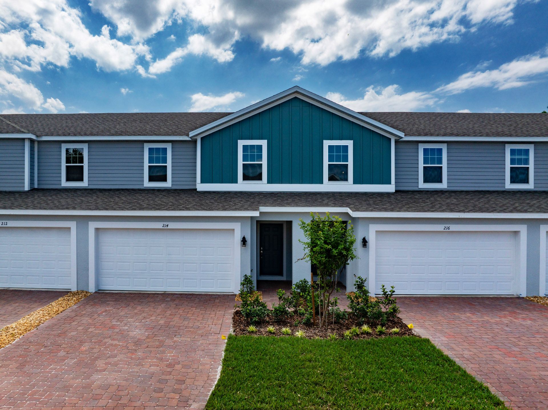 Front Exterior View of a Modern Central Florida Home