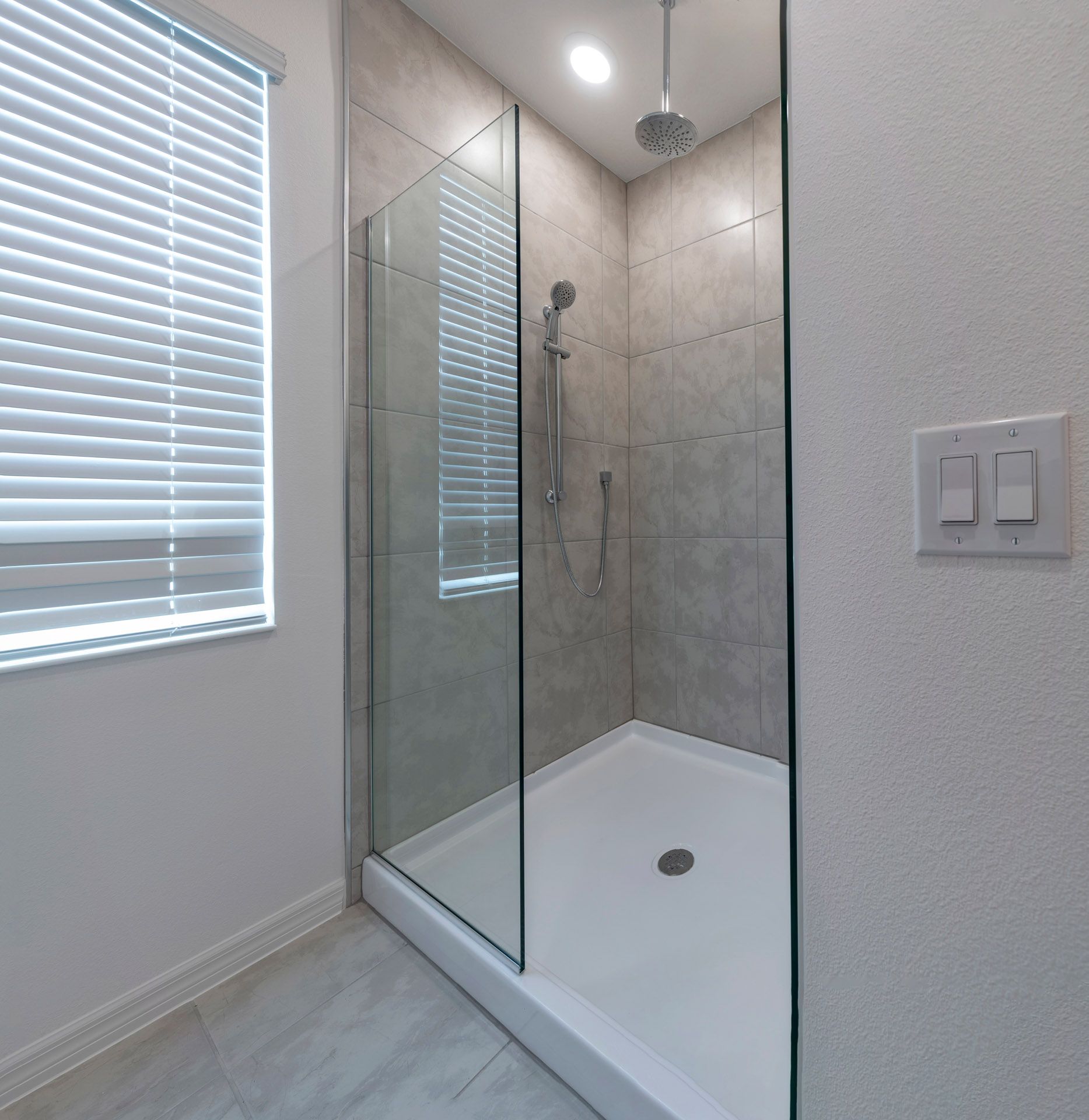 Luxurious Primary Bathroom in Central Florida Home