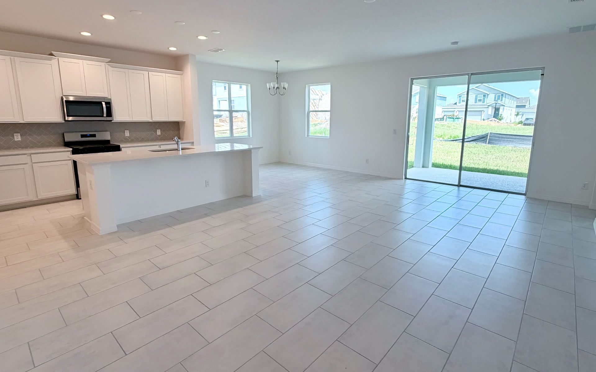 Spacious and Inviting Living Room in Central Florida Home