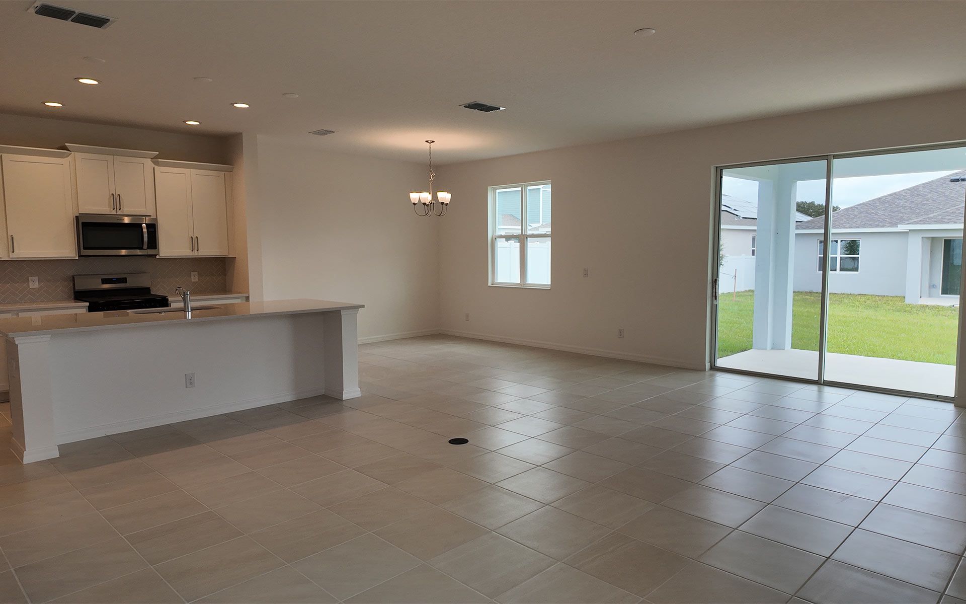Spacious and Inviting Living Room in Central Florida Home