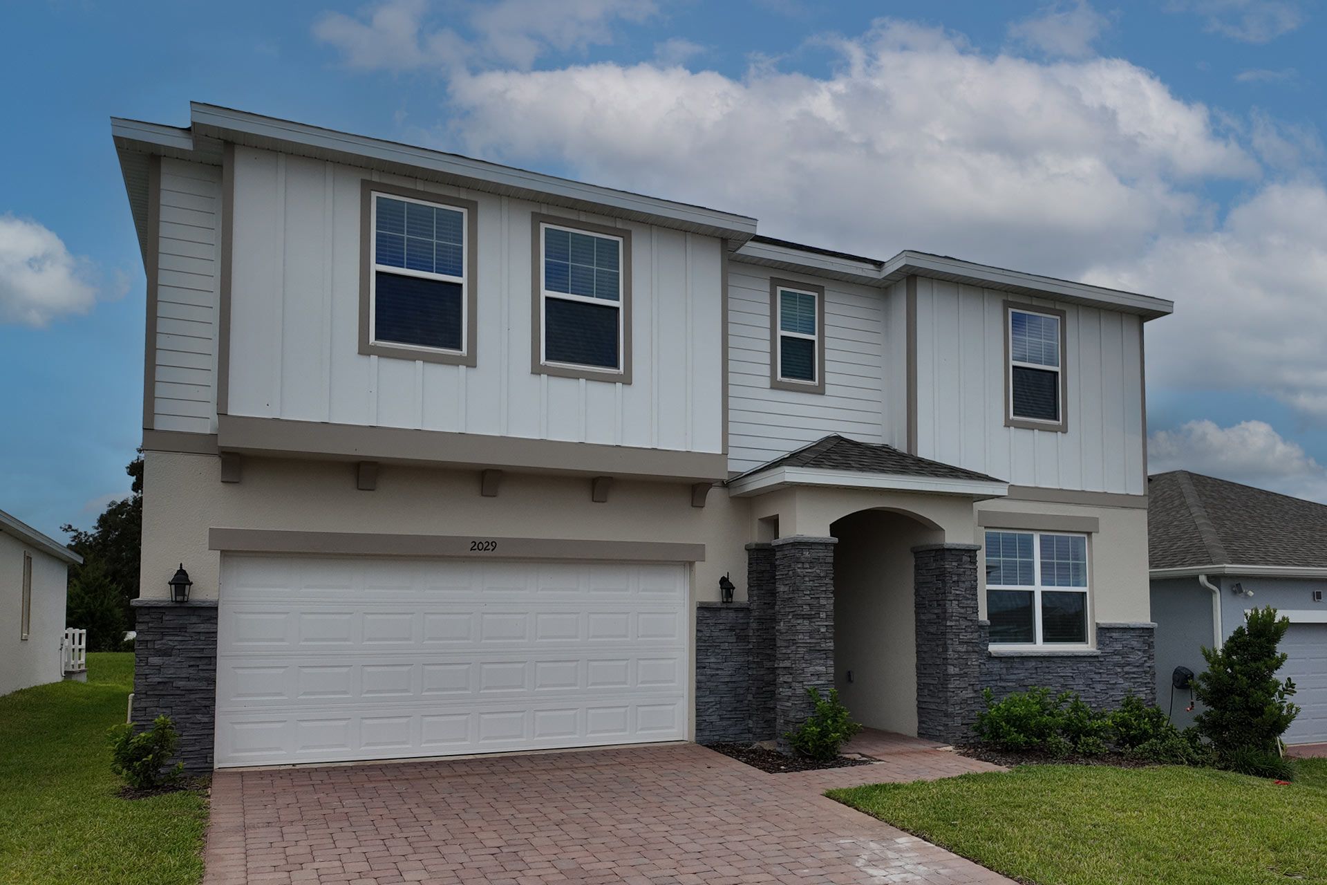 Modern Front Elevation of a Home in Central Florida