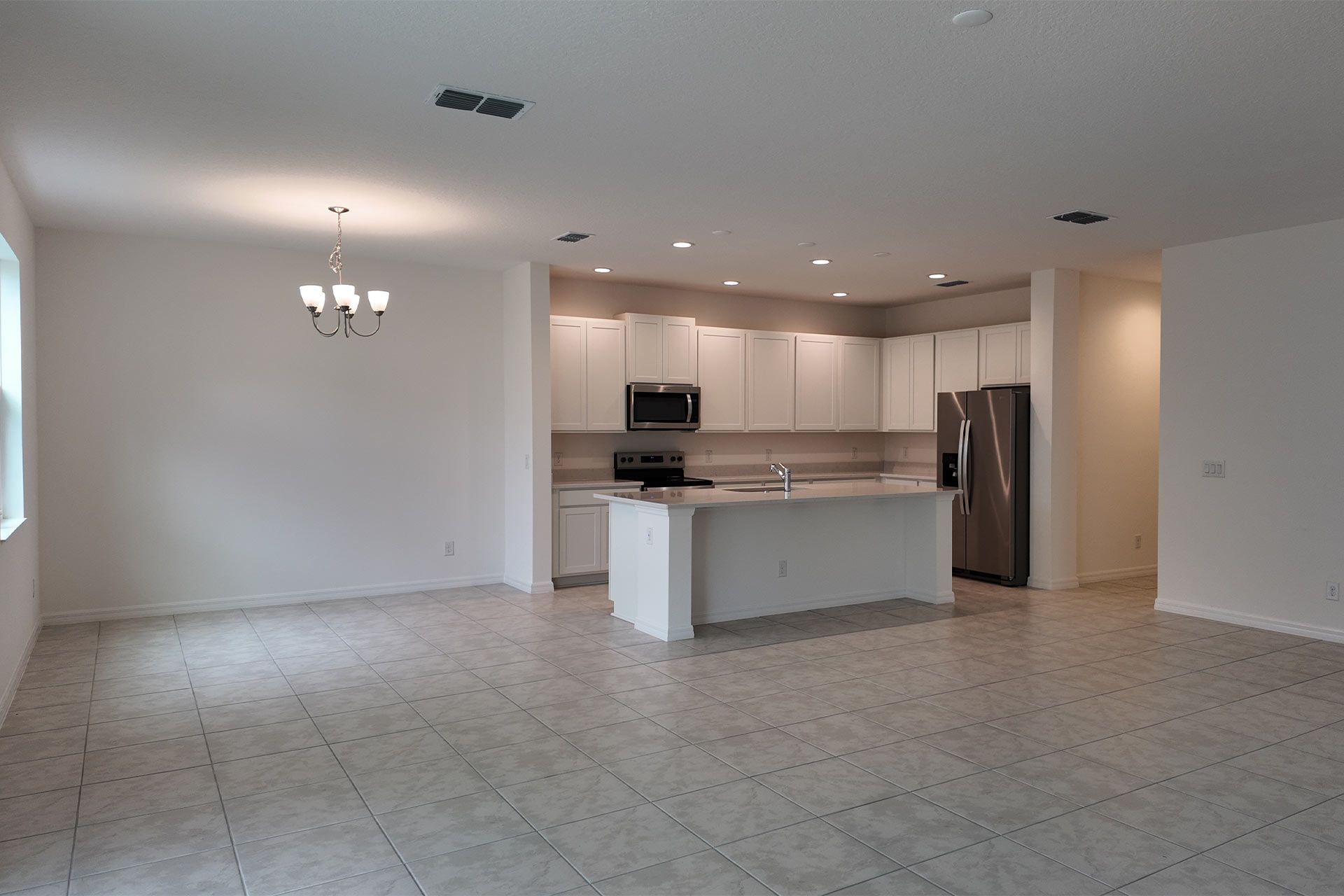 Spacious and Inviting Living Room in Central Florida Home