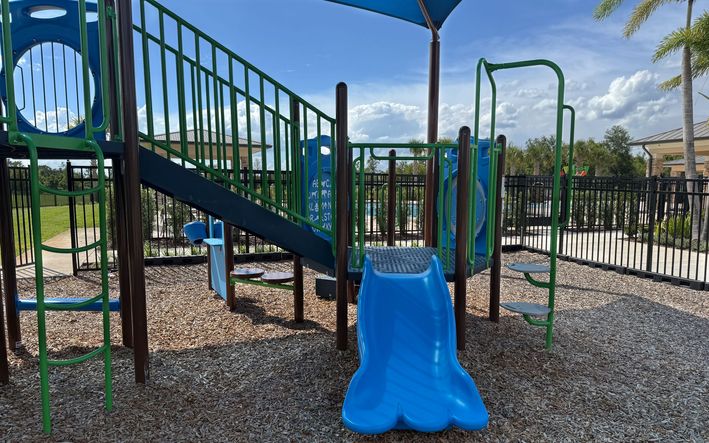 5-etl-amenity-playground.jpg