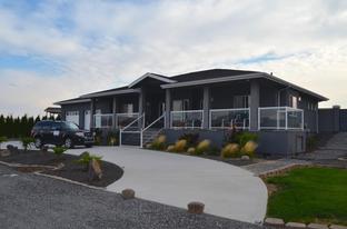 Triton Custom Homes Inc. por Triton Custom Homes Inc. en Yakima Washington