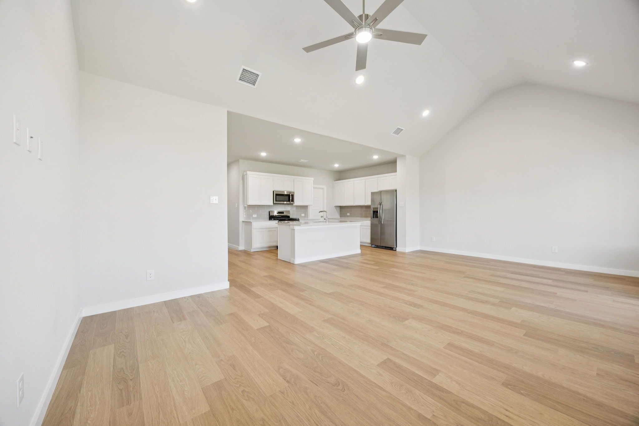 Open Floor Plan in the Masters home plan by Trophy Signature Homes – REPRESENTATIVE PHOTO
