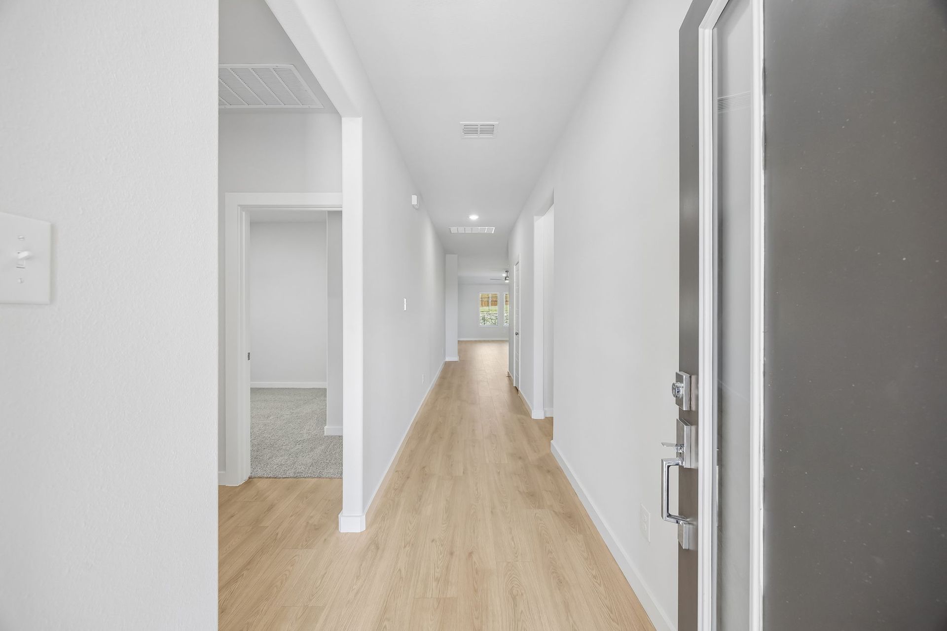 Foyer in the Heisman by Trophy Signature Homes – REPRESENTATIVE PHOTO