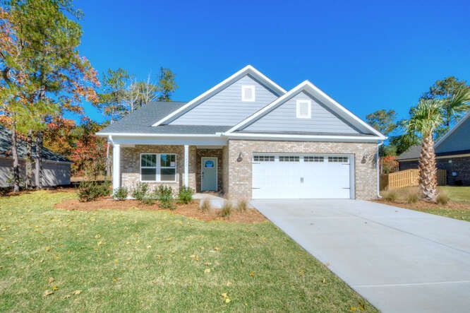 1422 Serrulata Drive Se. Bolivia, NC 28422