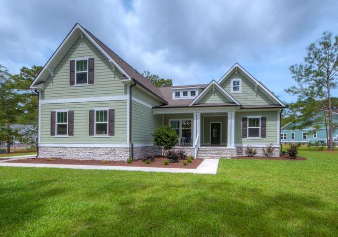 457 Tasha Court. Bolivia, NC 28422
