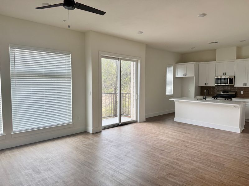 1811 Webberville Road #1206 (GALINDO)