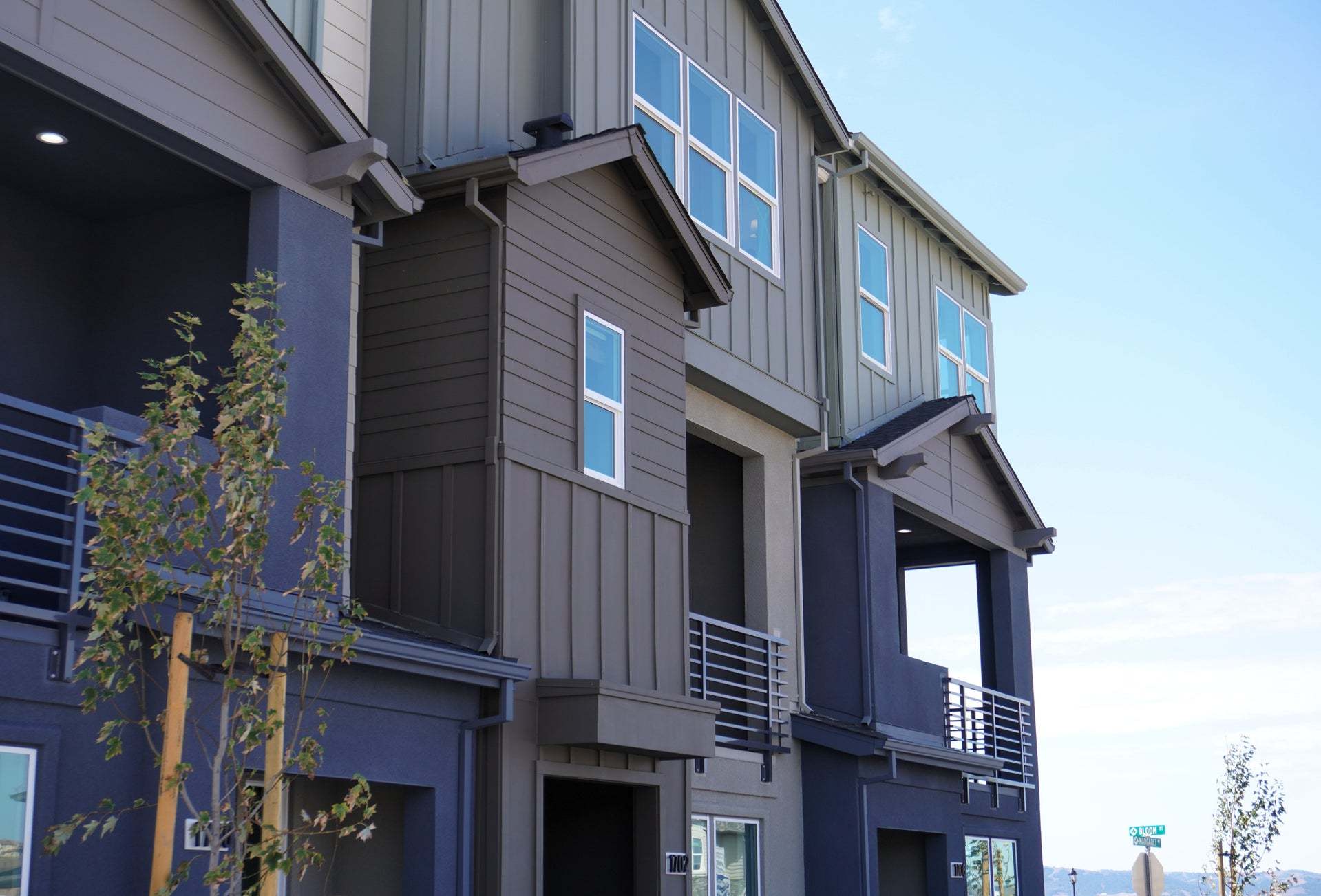 Jasmine at Francis Ranch by Trumark Homes I Dublin, CA I Townhomes