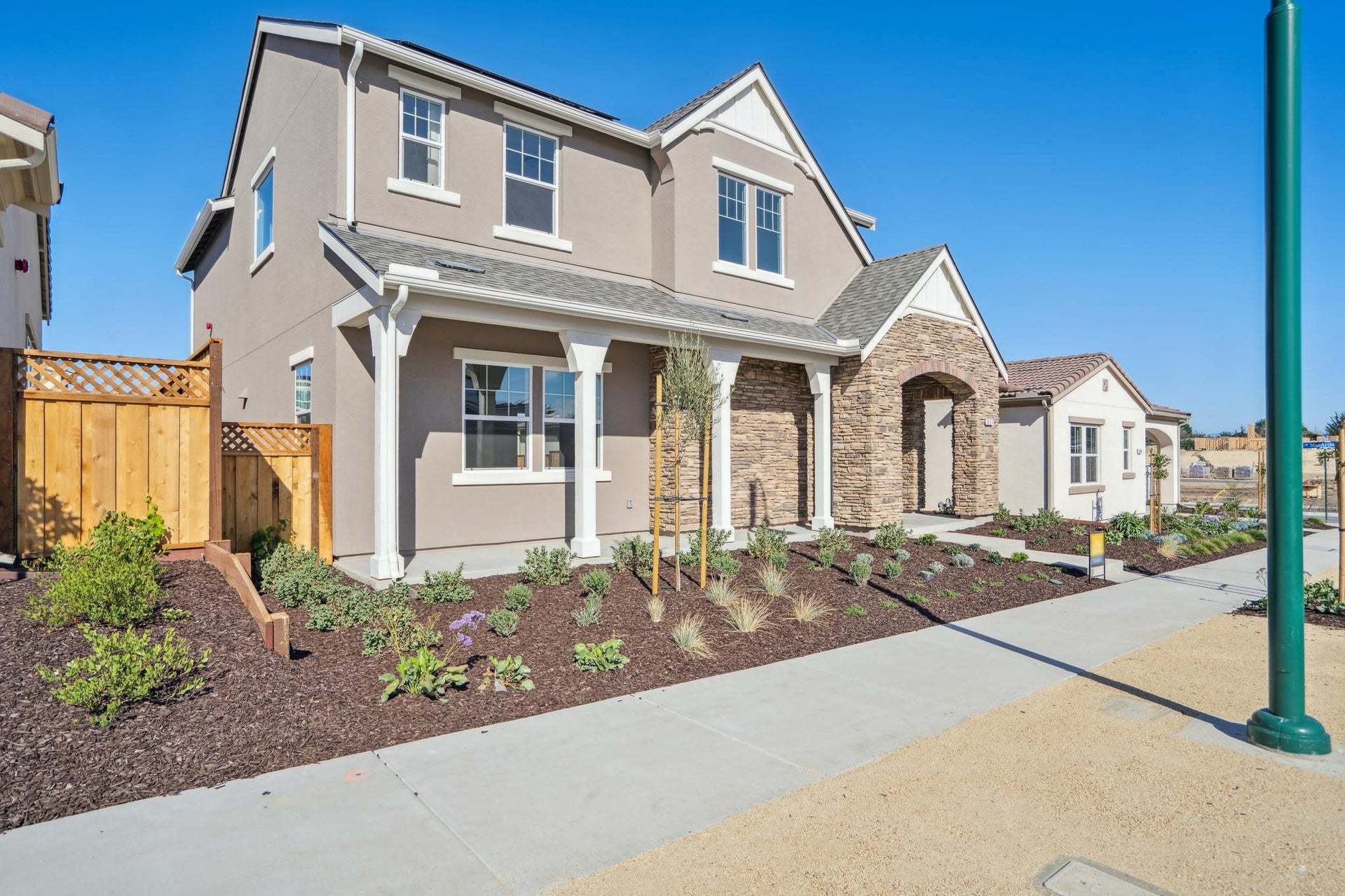 607 Santa Ynez Way (Bennett)