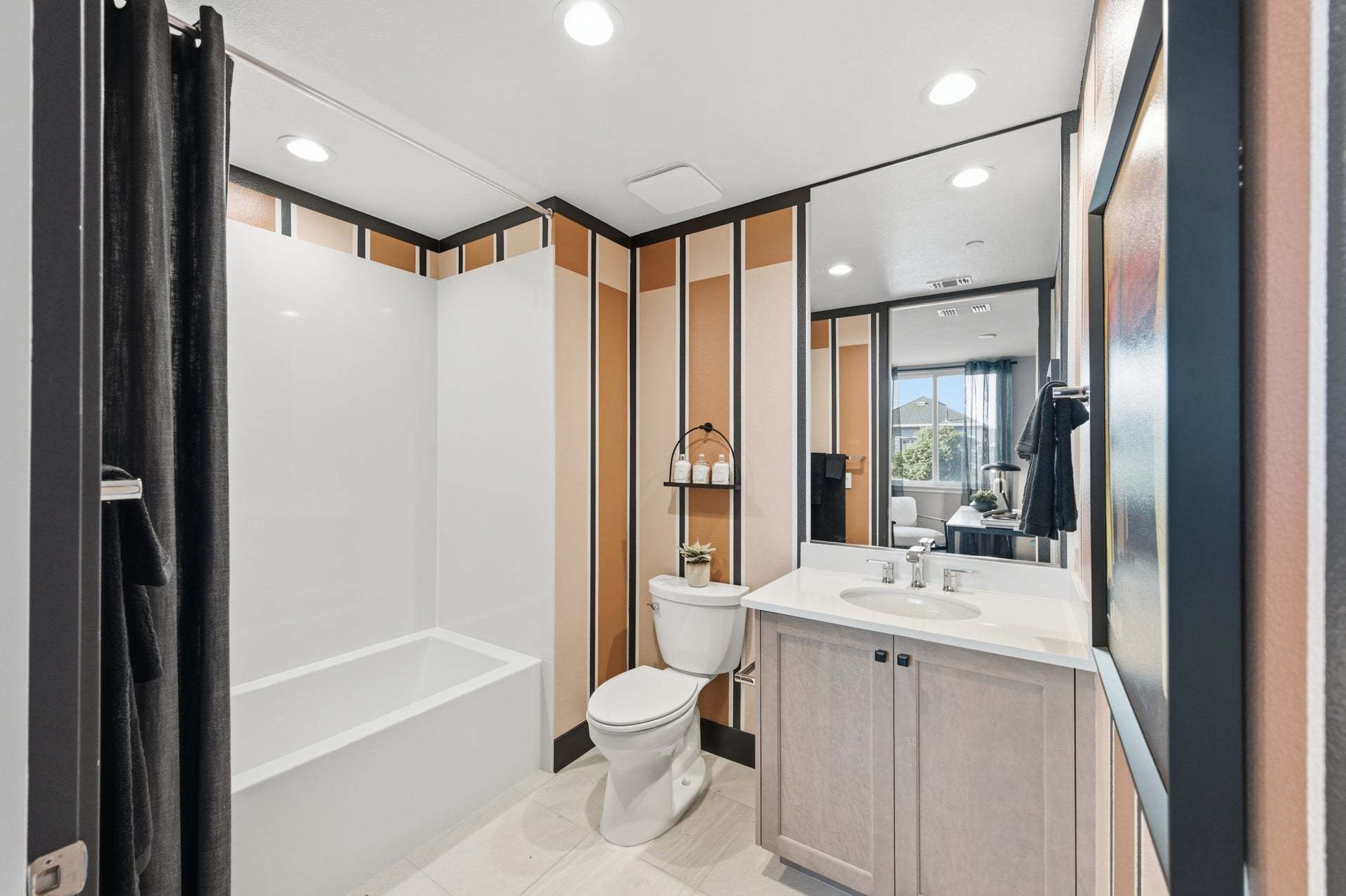Residence 1 at Skyline by Trumark Homes I Alameda, CA I Residence 1 Model I Bathroom