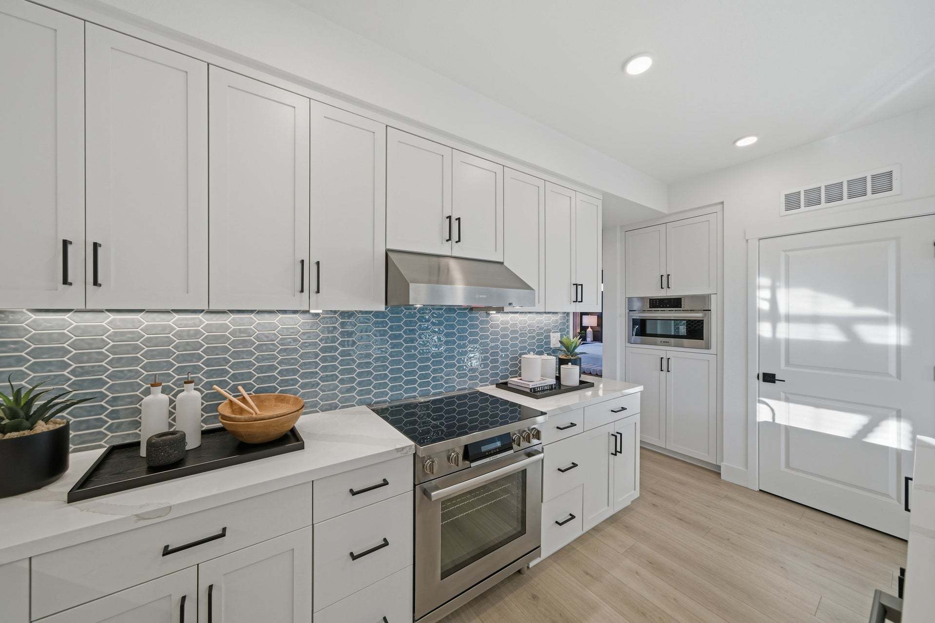 Alicante at Arroyo Crossings by Trumark Homes I Livermore, CA I Residence 1 Model I Kitchen