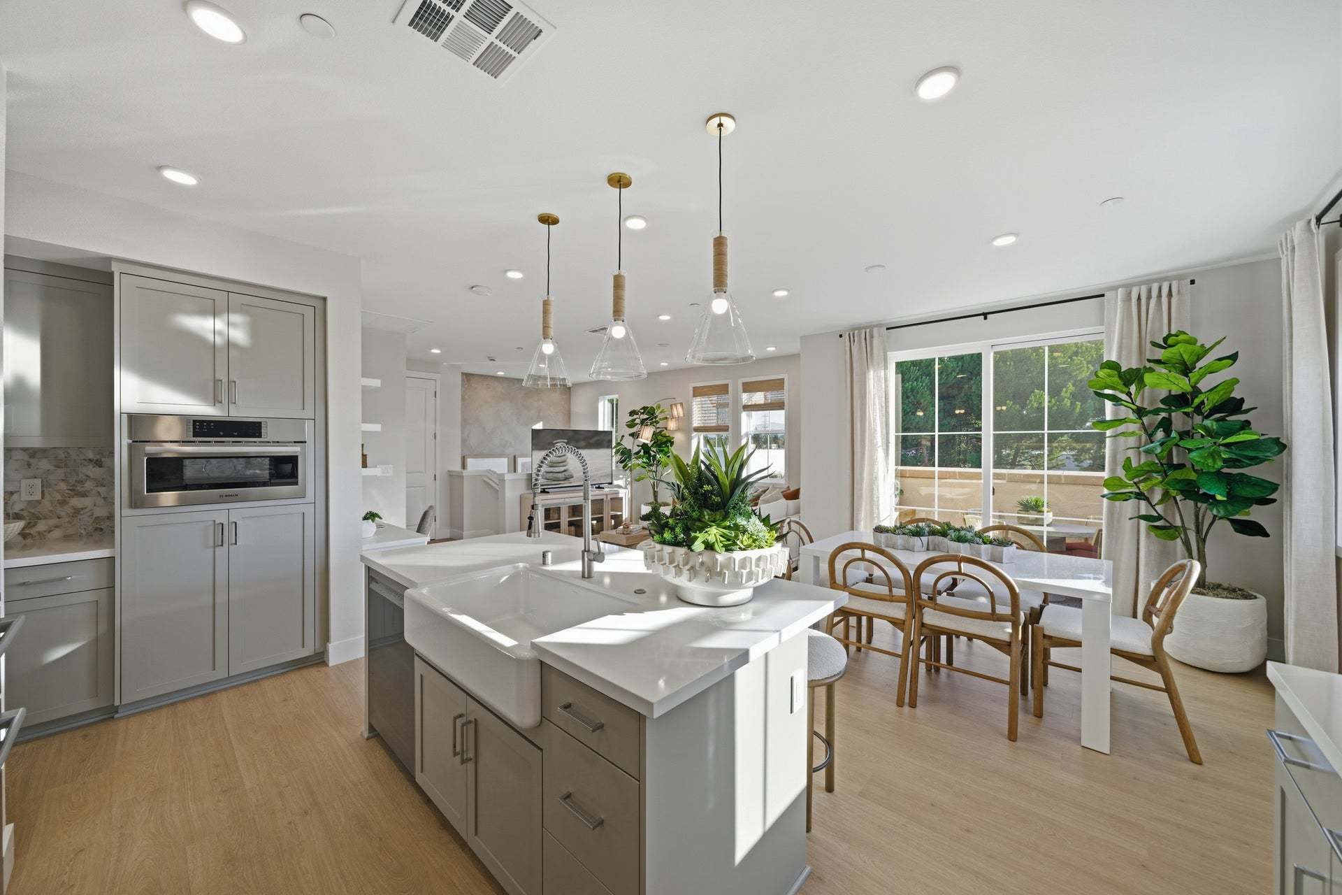 Alicante at Arroyo Crossings by Trumark Homes I Livermore, CA I Residence 2 Model I Second Floor