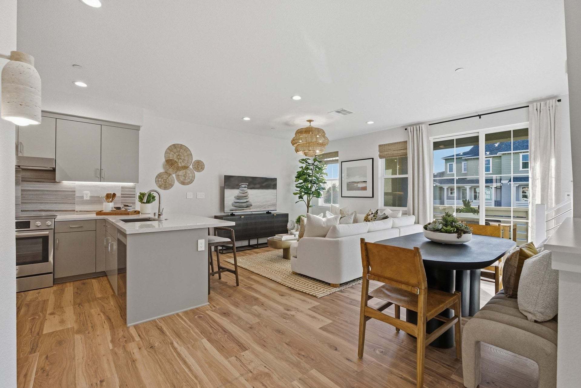 Solera at Arroyo Crossings by Trumark Homes I Residence 1 I Living Room