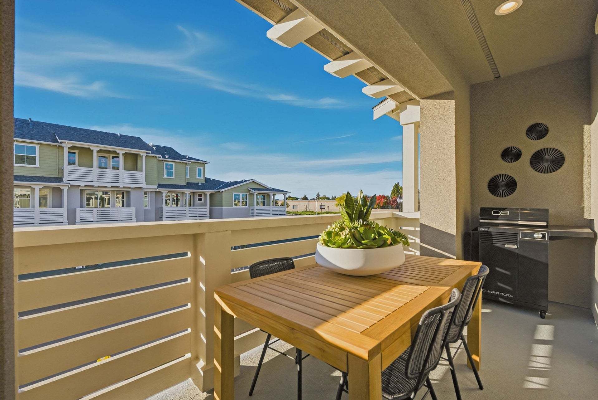 Solera at Arroyo Crossings by Trumark Homes I Residence 1 I Deck