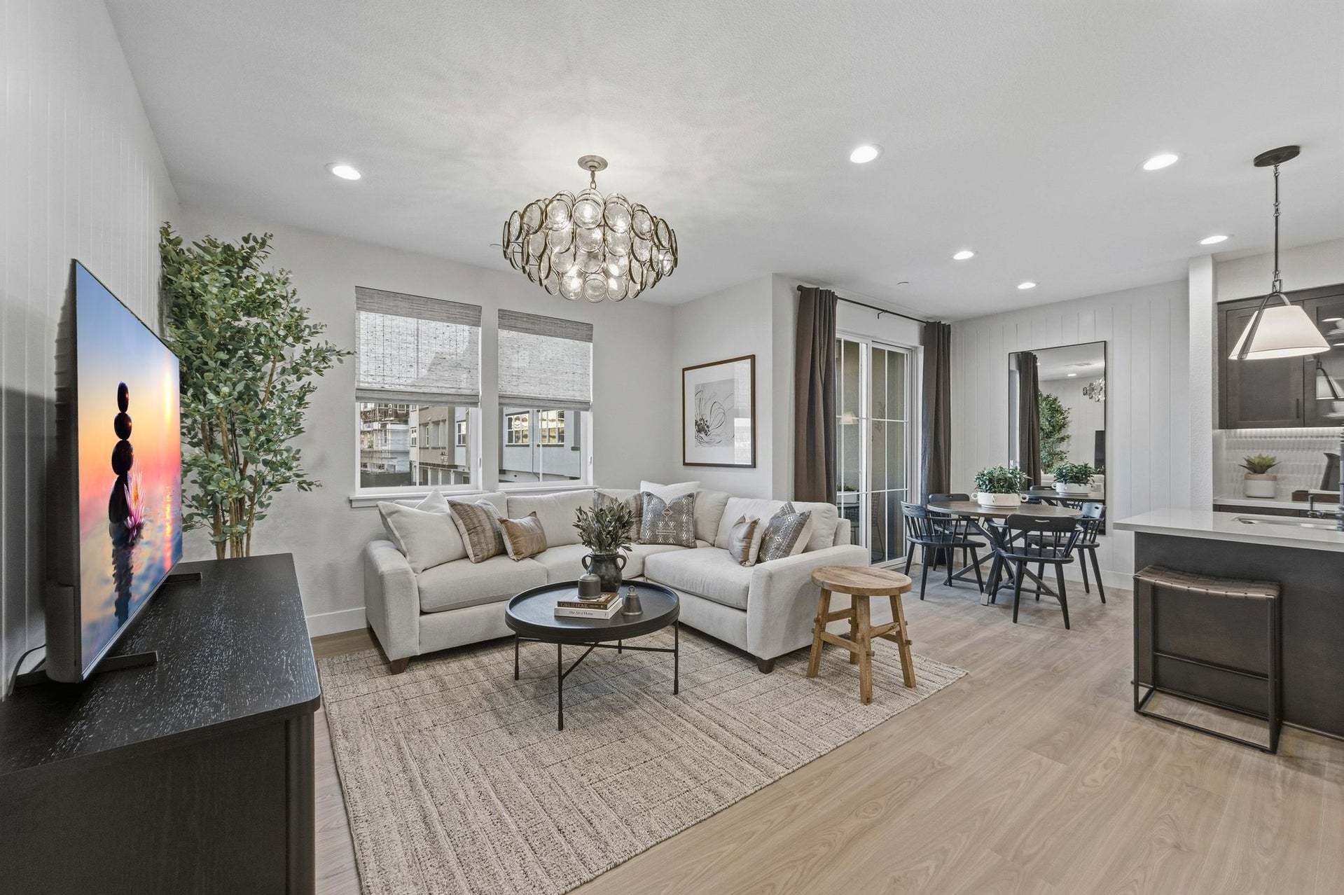 Solera at Arroyo Crossings by Trumark Homes I Residence 2 I Living Room