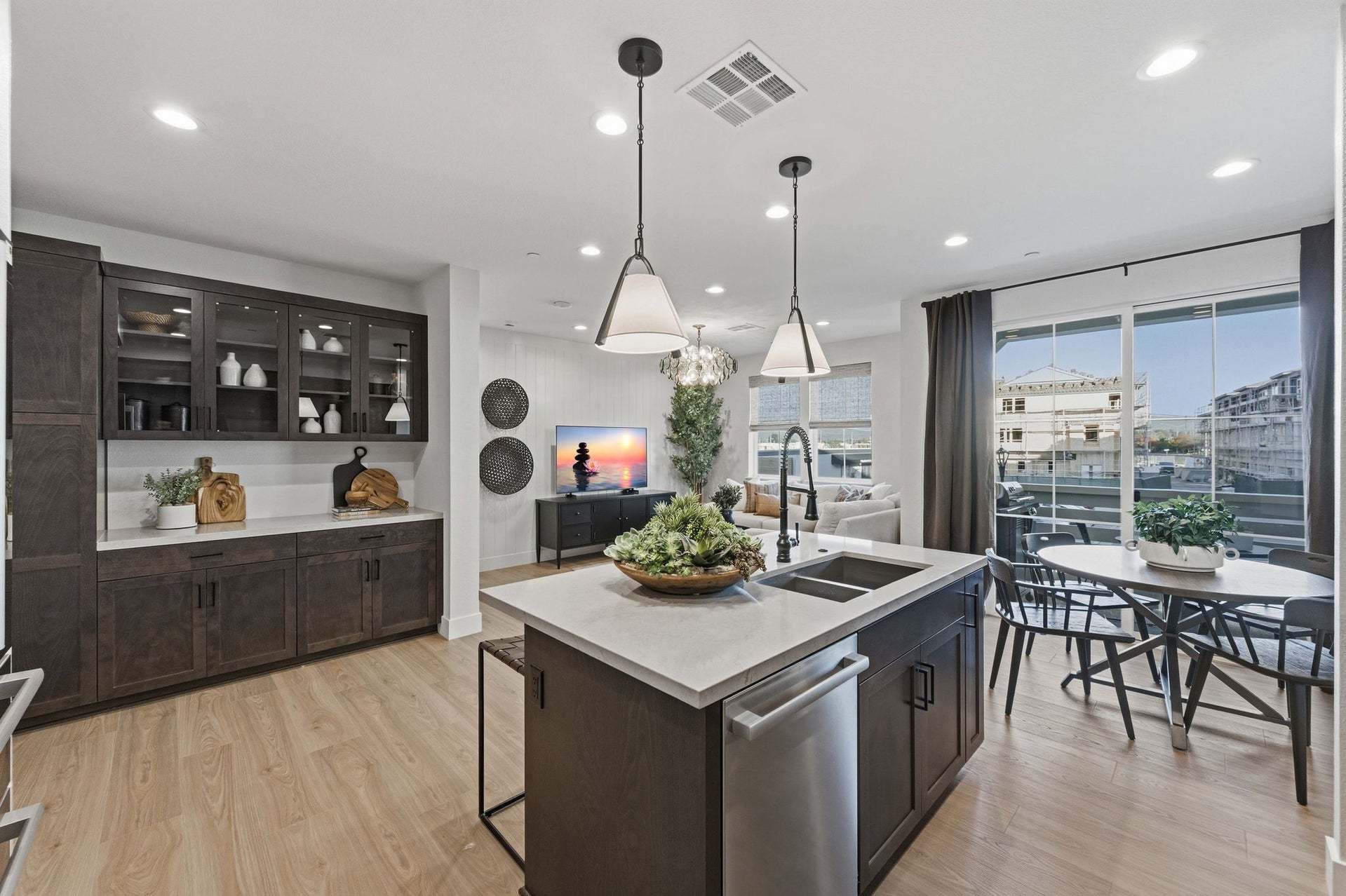 Solera at Arroyo Crossings by Trumark Homes I Residence 2 I Open-Concept Living