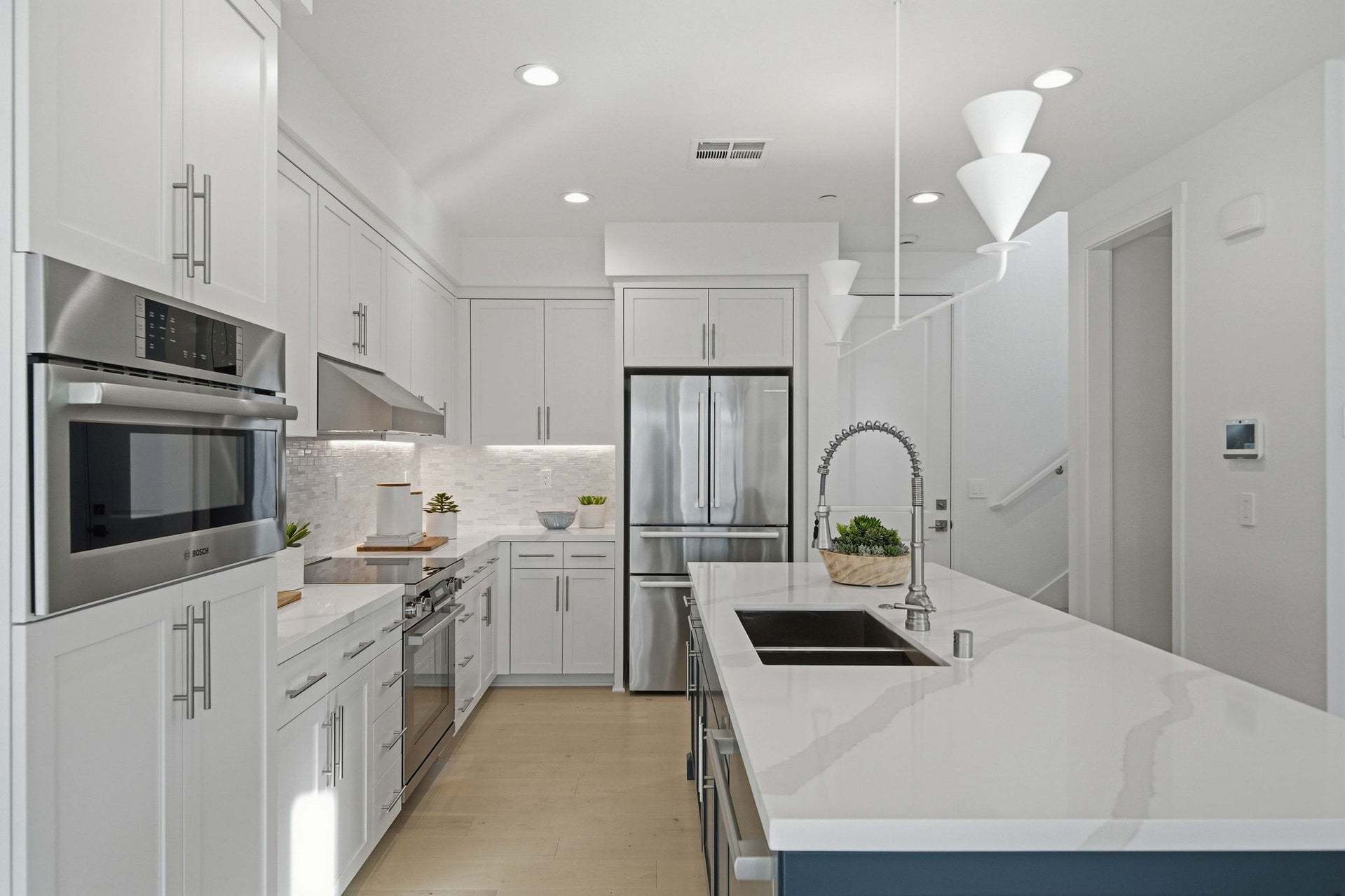 Solera at Arroyo Crossings by Trumark Homes I Residence 4 Model I Kitchen