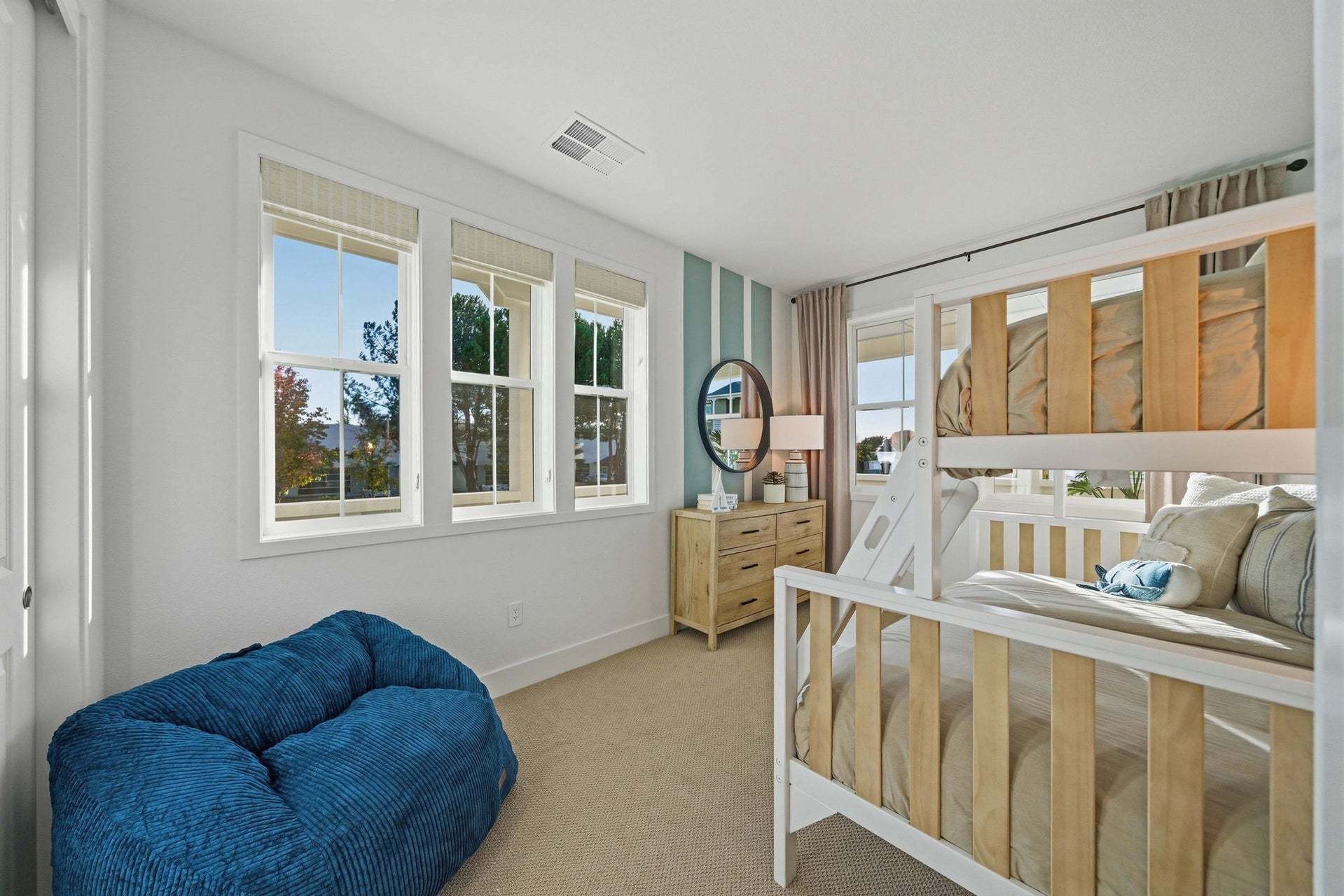 Solera at Arroyo Crossings by Trumark Homes I Residence 4 Model I Secondary Bedroom