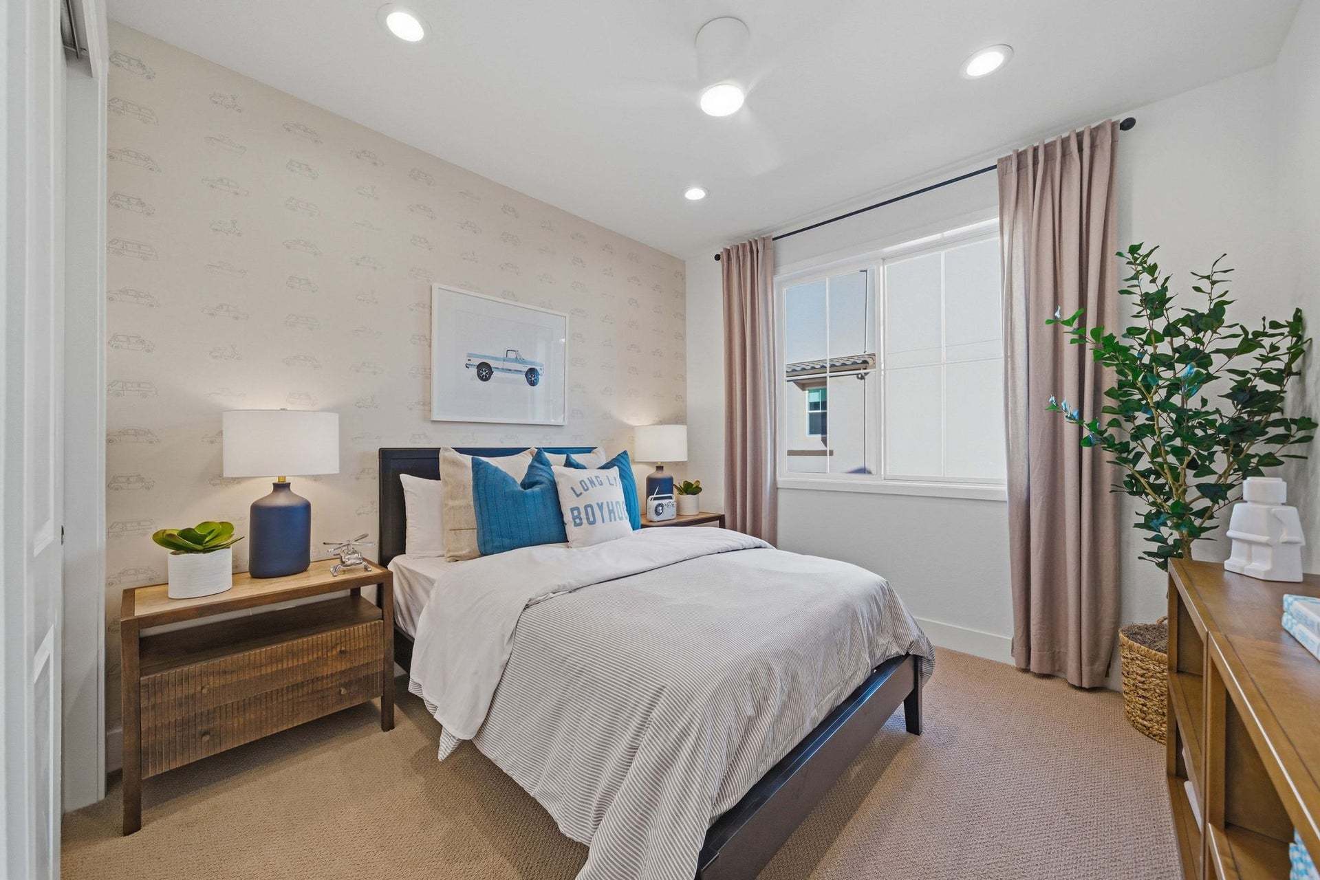 Solera at Arroyo Crossings by Trumark Homes I Residence 4 Model I Bedroom