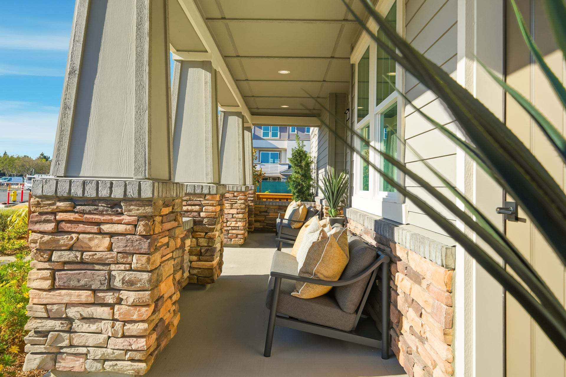 Verdello at Arroyo Crossings in Livermore, CA by Trumark Homes I Verdello Residence 1 Model I Porch
