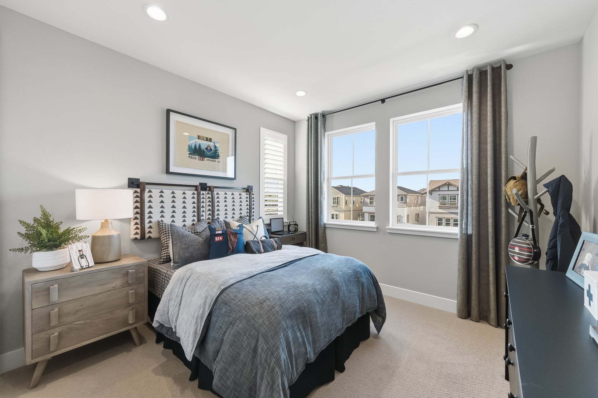 Verdello at Arroyo Crossings in Livermore, CA by Trumark Homes I Verdello Residence 3 Model I Secondary Bedroom