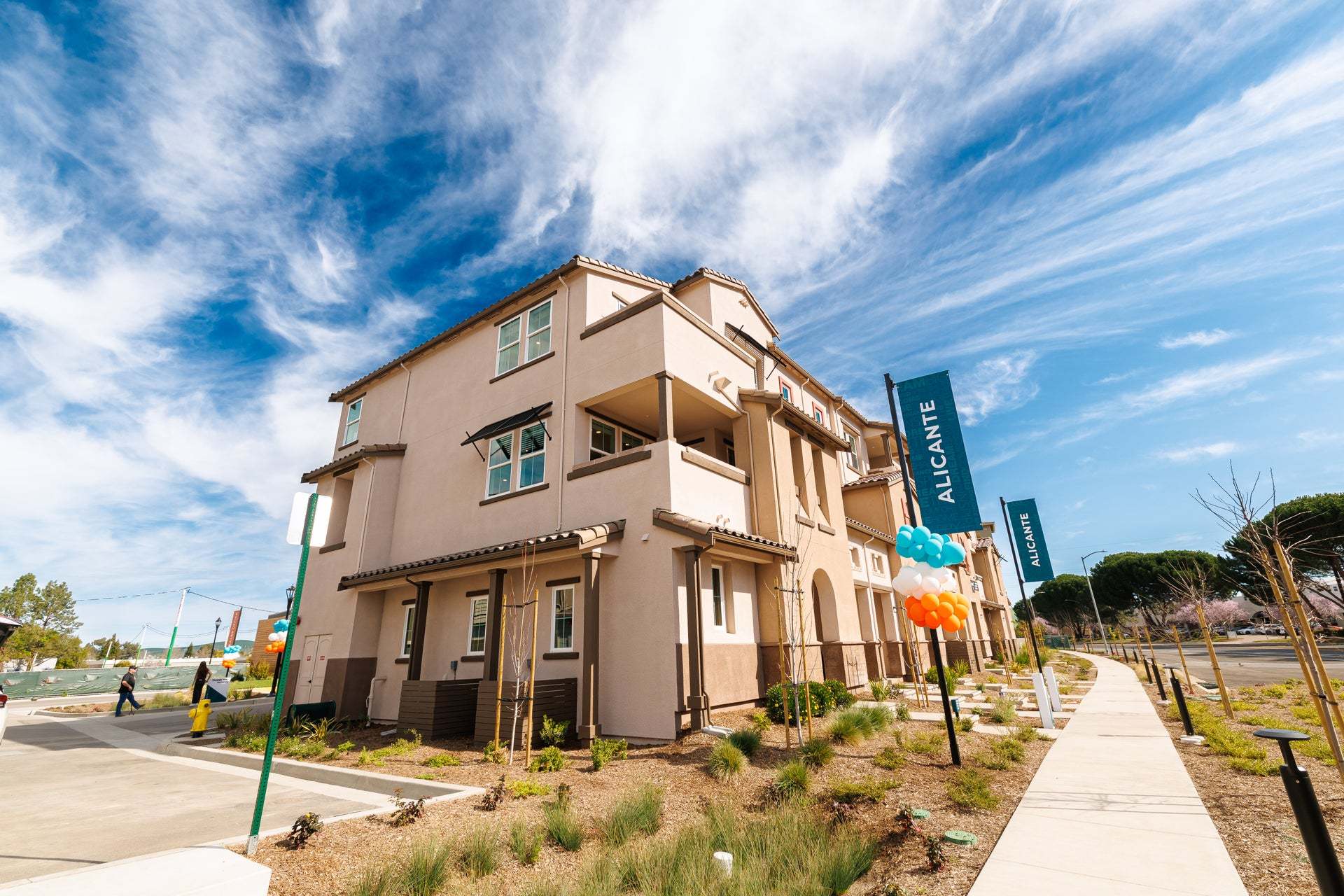 Arroyo Crossings by Trumark Homes I Livermore, CA I Alicante Models