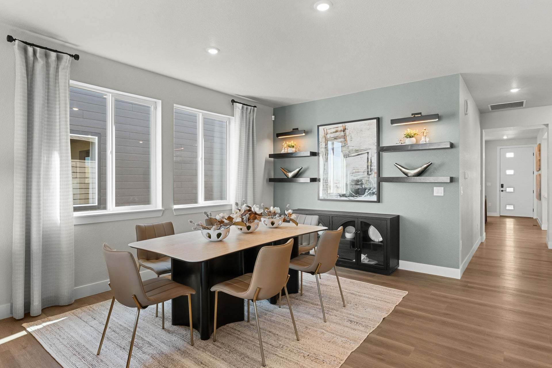 Kestrel at Tanterra by Trumark Homes in Parker, CO | Nightingale Model | Dining