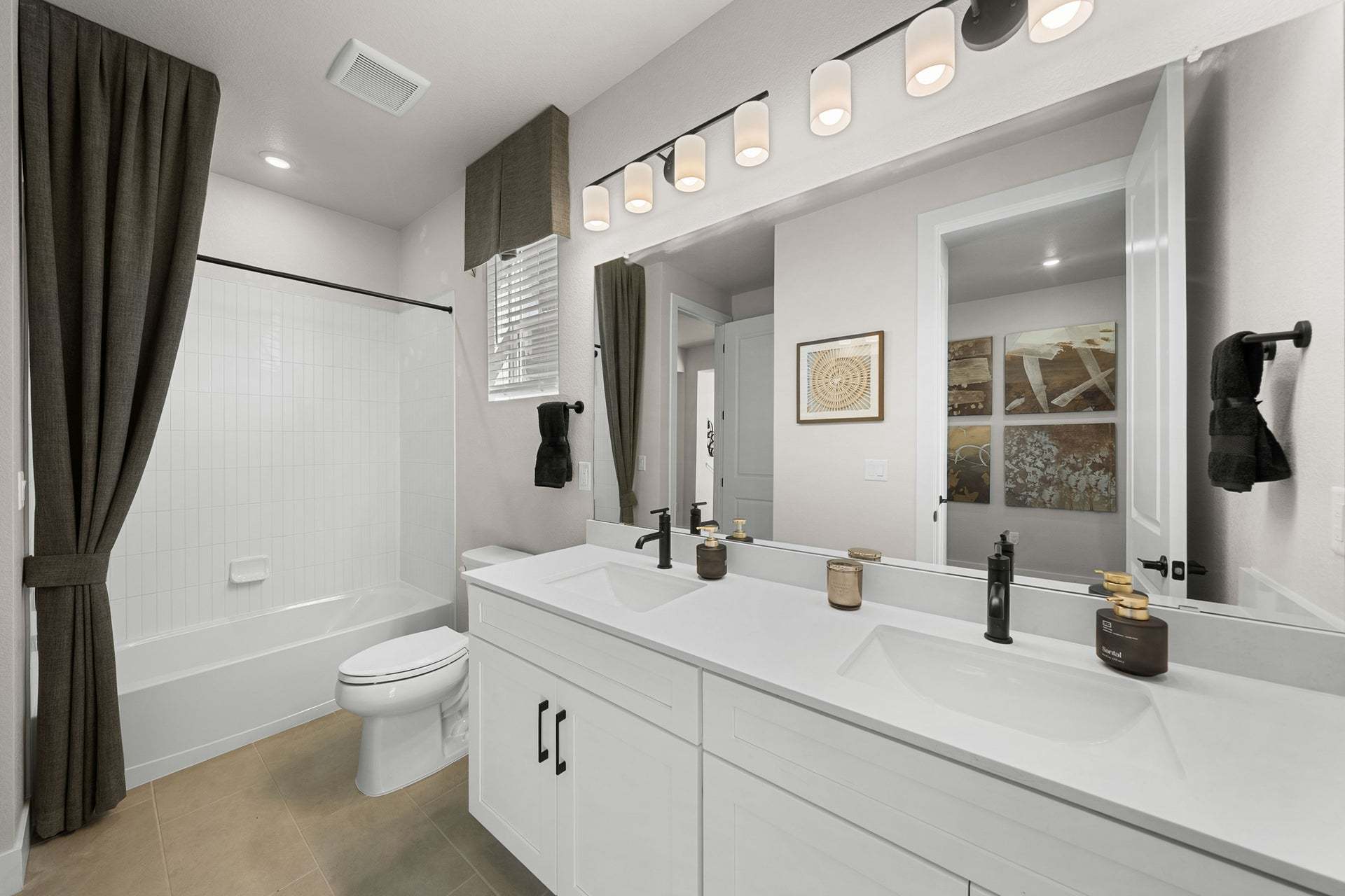 Kestrel at Tanterra by Trumark Homes in Parker, CO | Nightingale Model | Bathroom