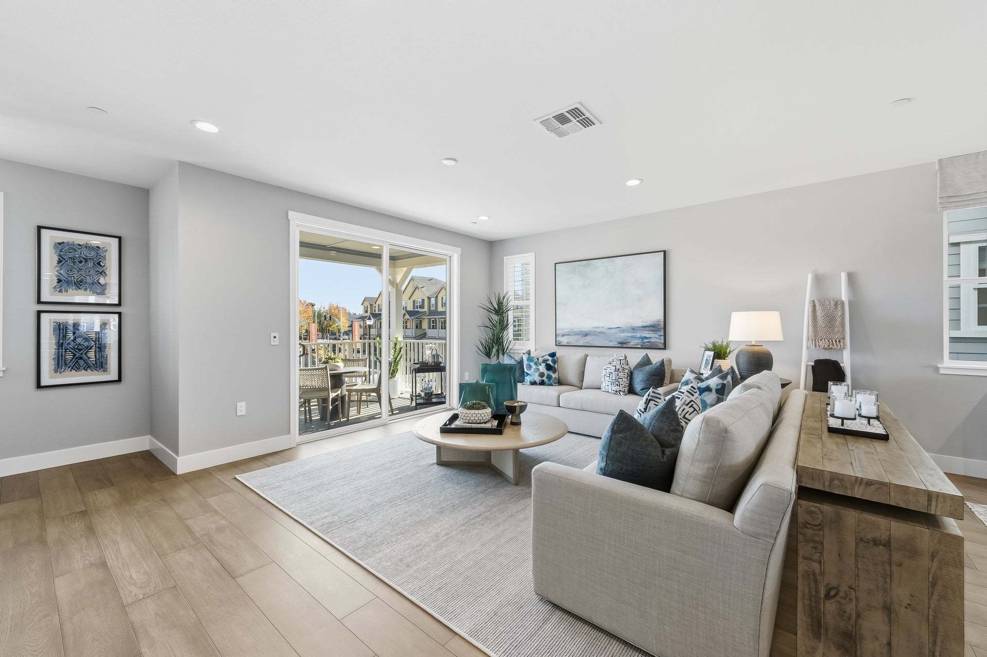 Verdello at Arroyo Crossings in Livermore, CA by Trumark Homes I Residence 3 Model I Great Room