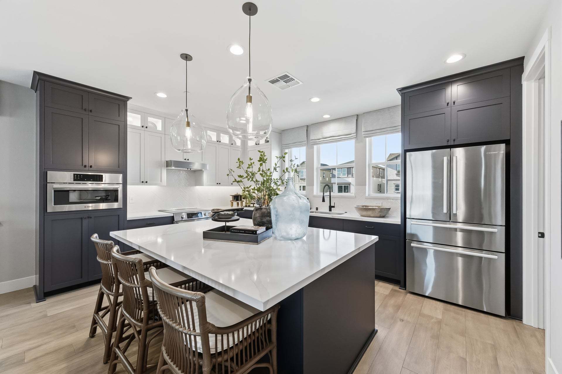 Verdello at Arroyo Crossings in Livermore, CA by Trumark Homes I Verdello Residence 3 Model I Kitchen
