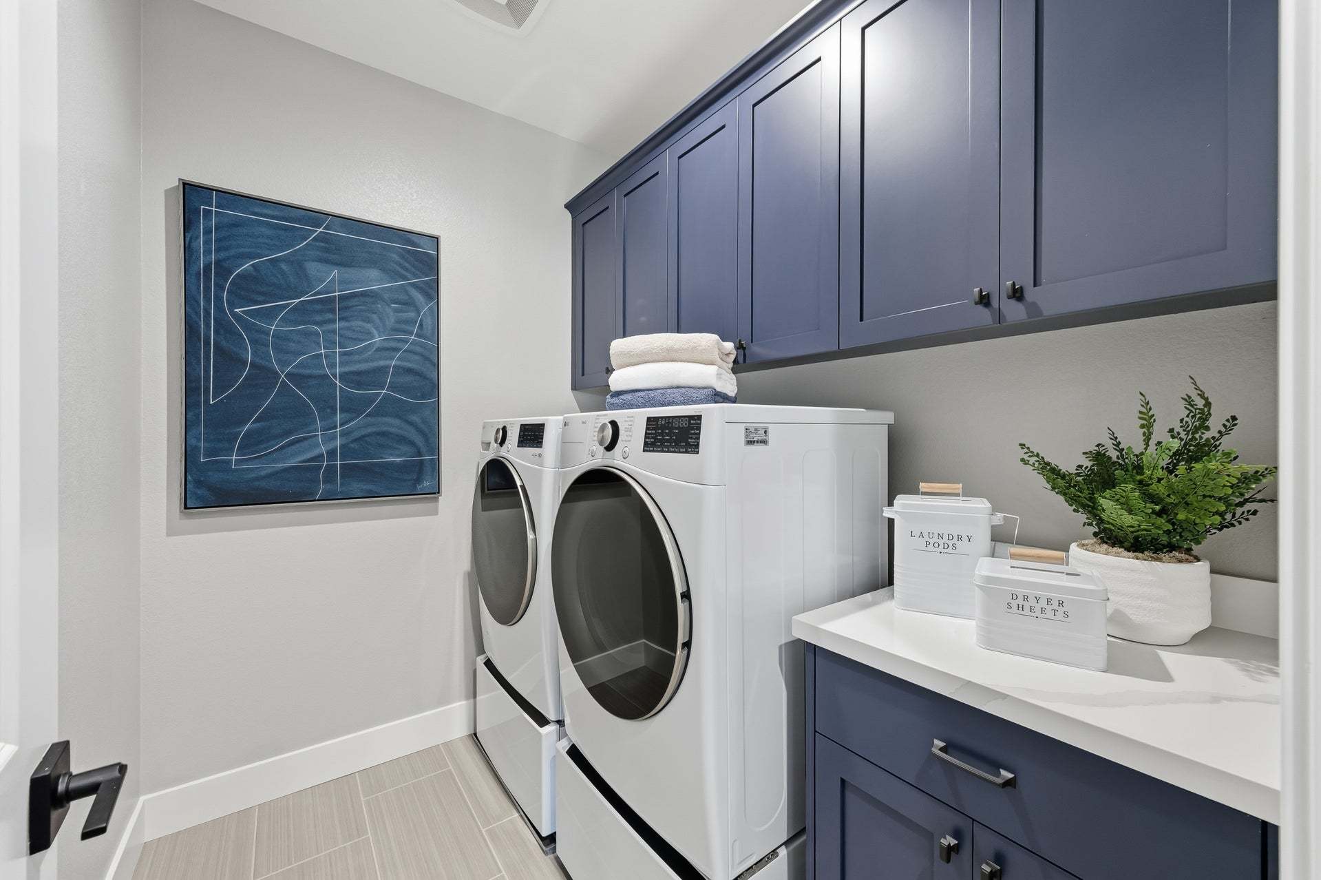 Verdello at Arroyo Crossings in Livermore, CA by Trumark Homes I Verdello Residence 3 Model I Laundr