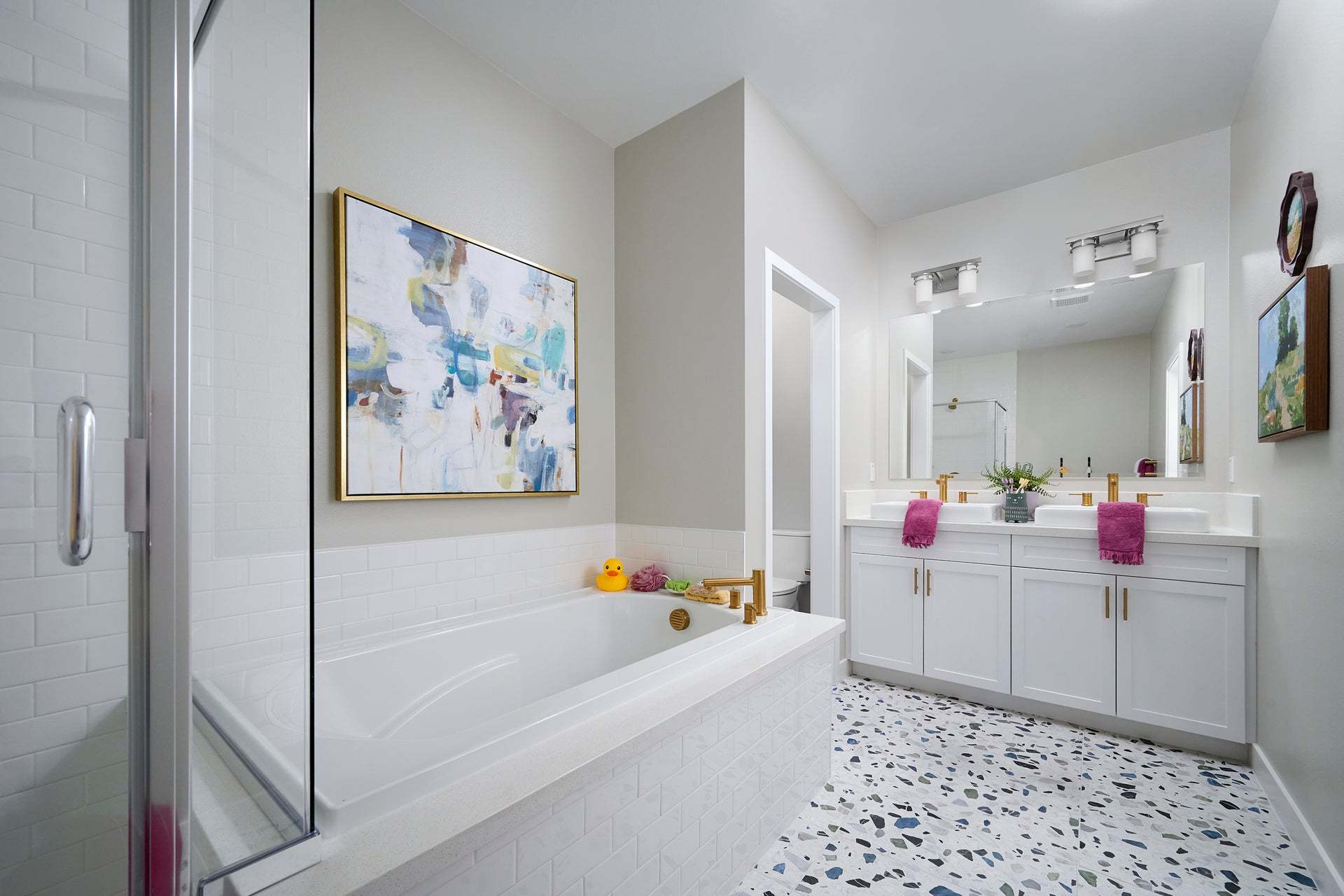 Haven at Covenant Point |Plan 3| Family Bathroom| Loma Linda, CA