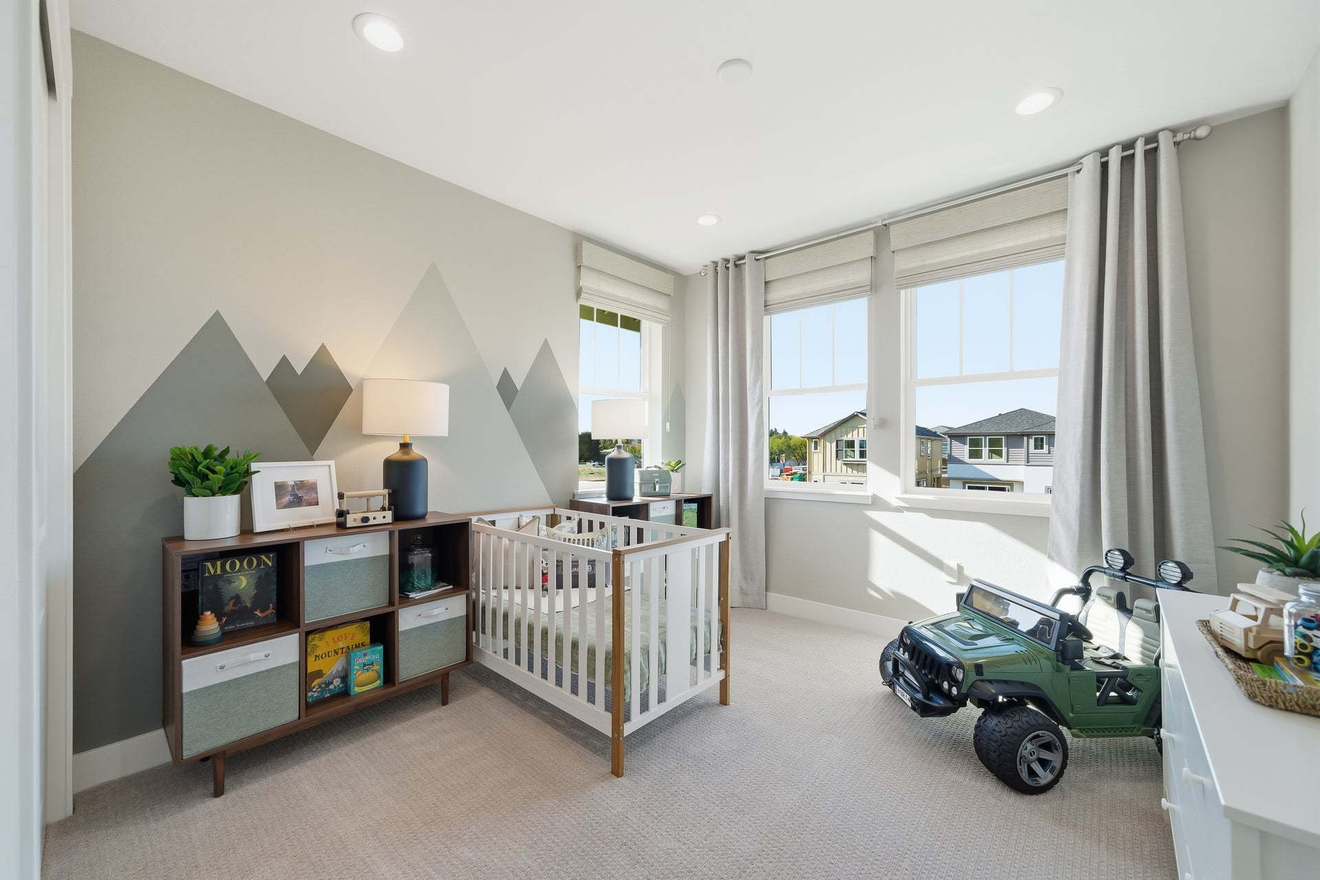 Verdello at Arroyo Crossings in Livermore, CA by Trumark Homes I Residence 1 Model I Secondary Bedroom