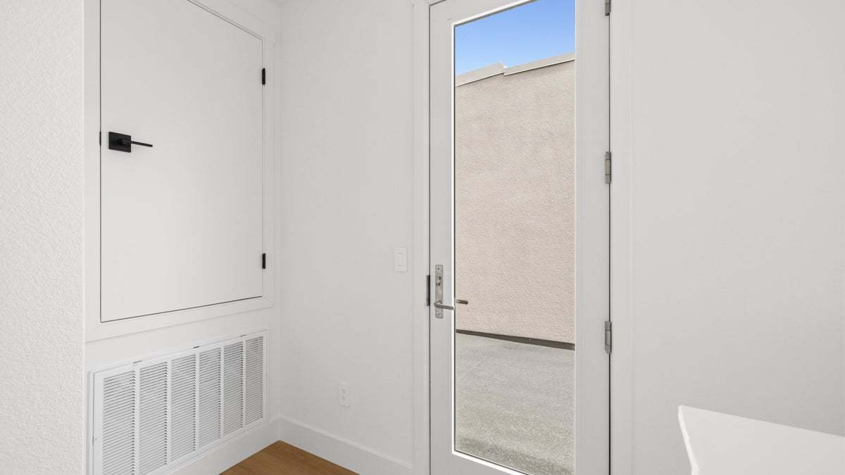 Skyline by Trumark Homes I Alameda, CA I Homesite 71 I Entrance to Roof Deck