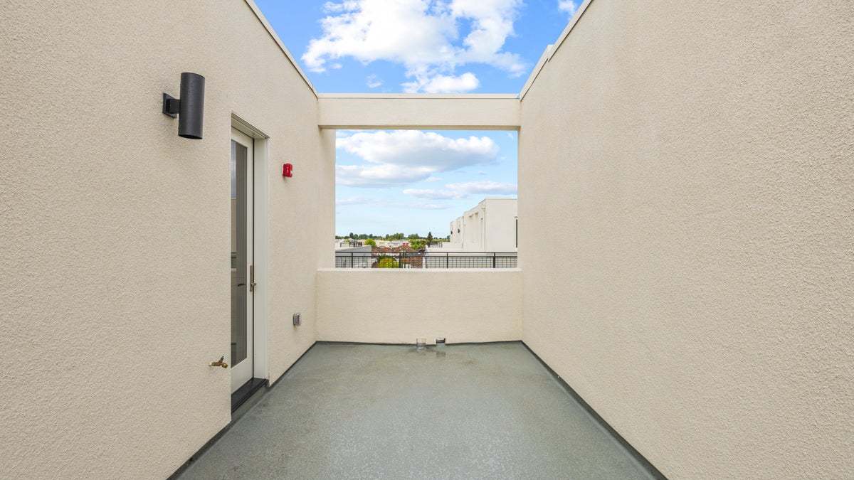 Skyline by Trumark Homes I Alameda, CA I Homesite 71 I Fourth Floor Roof Deck