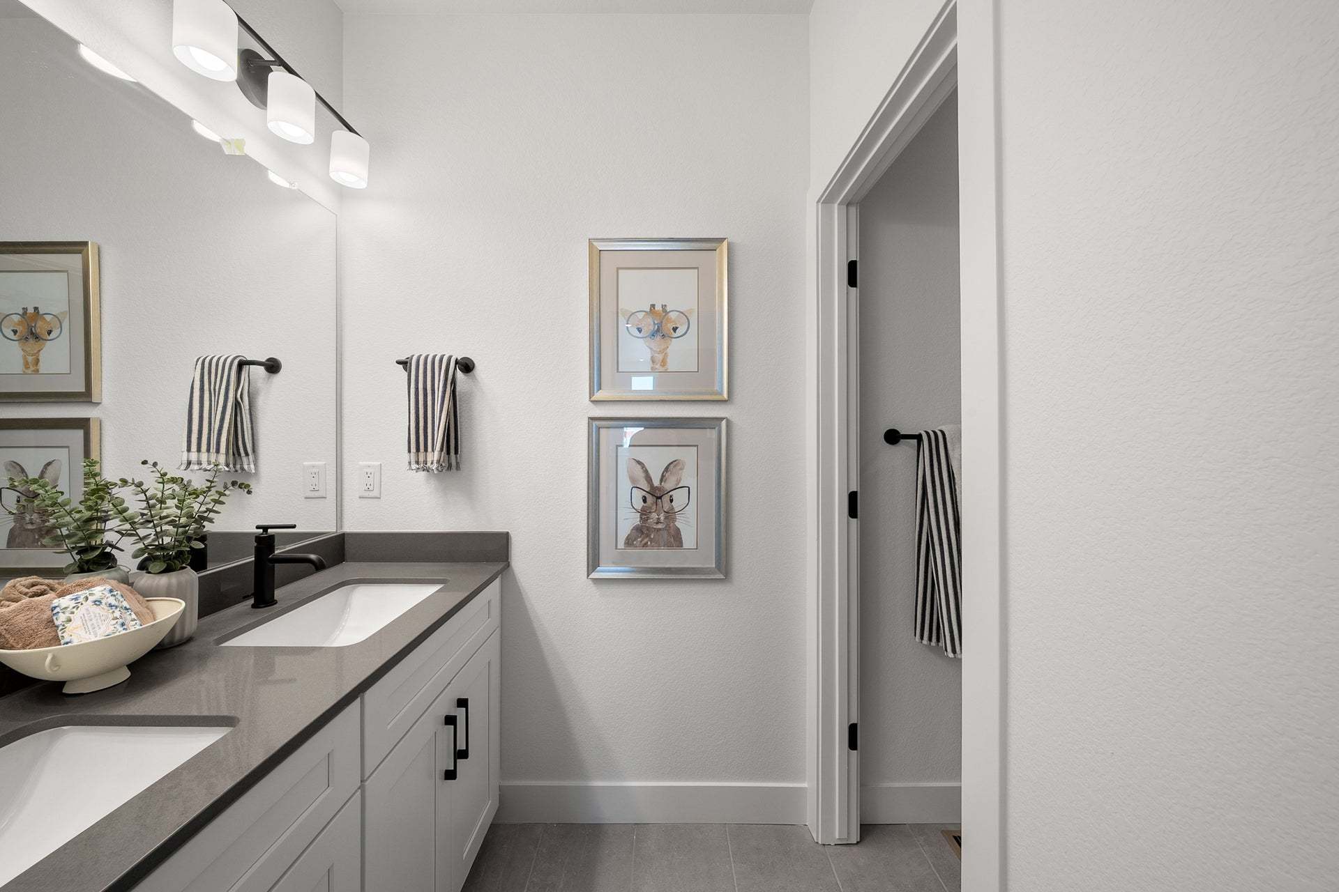 Starling at Tanterra by Trumark Homes | Plan 4 | Secondary Bath