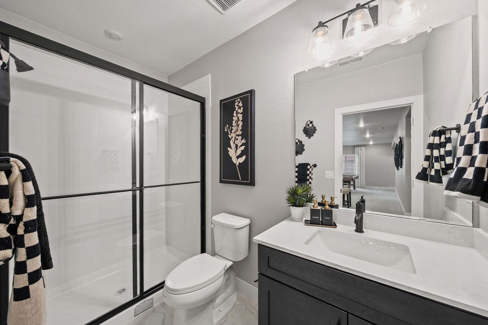 Osprey at Tanterra by Trumark Homes | Glen | Secondary Bath