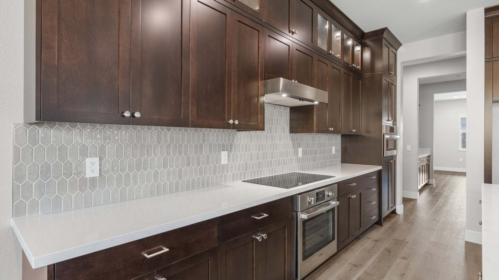 Apricot Estates by Trumark Homes in Brentwood, CA I Lot 37 I Kitchen