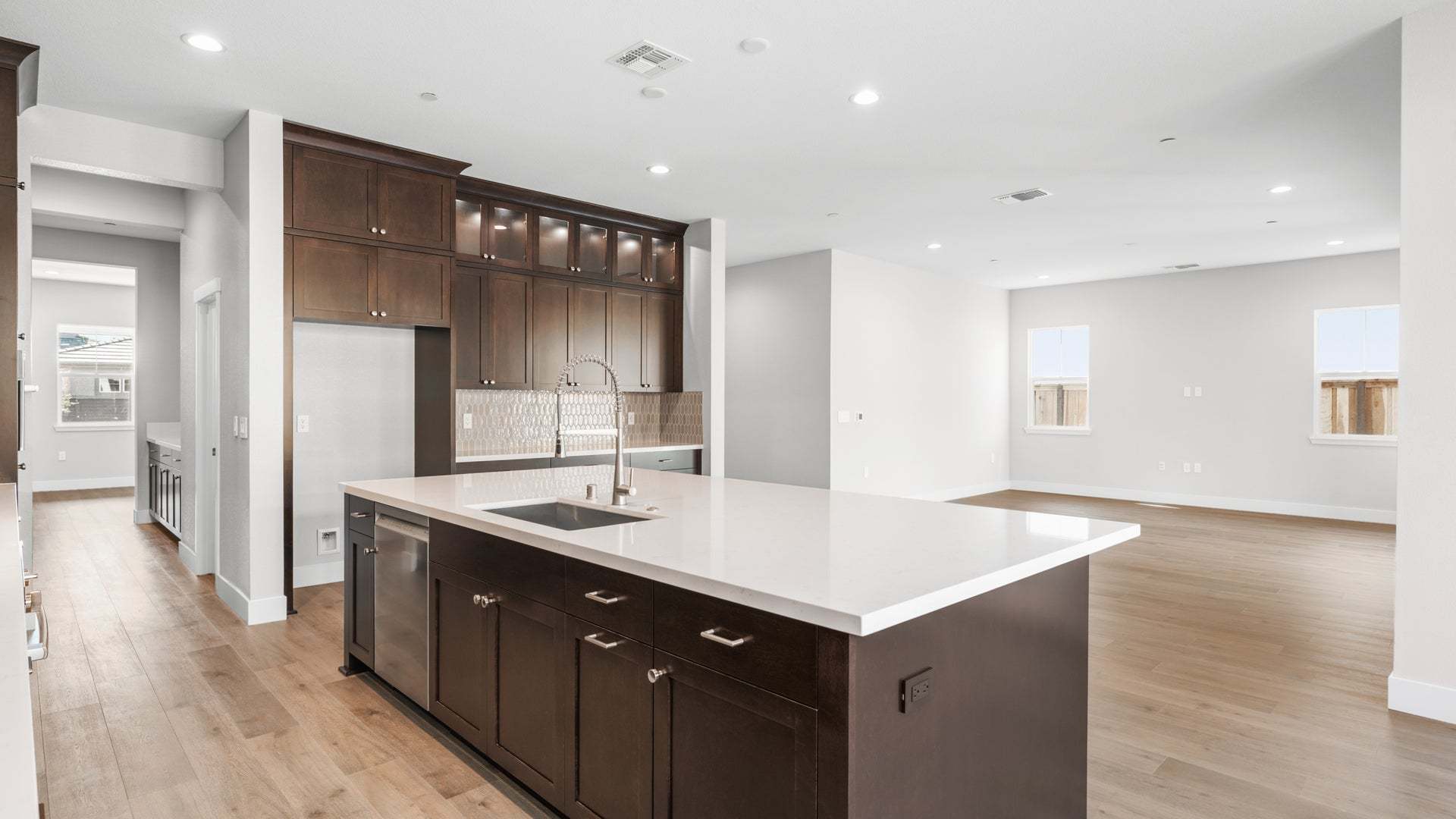 Apricot Estates by Trumark Homes in Brentwood, CA I Lot 37 I Kitchen and Family Room
