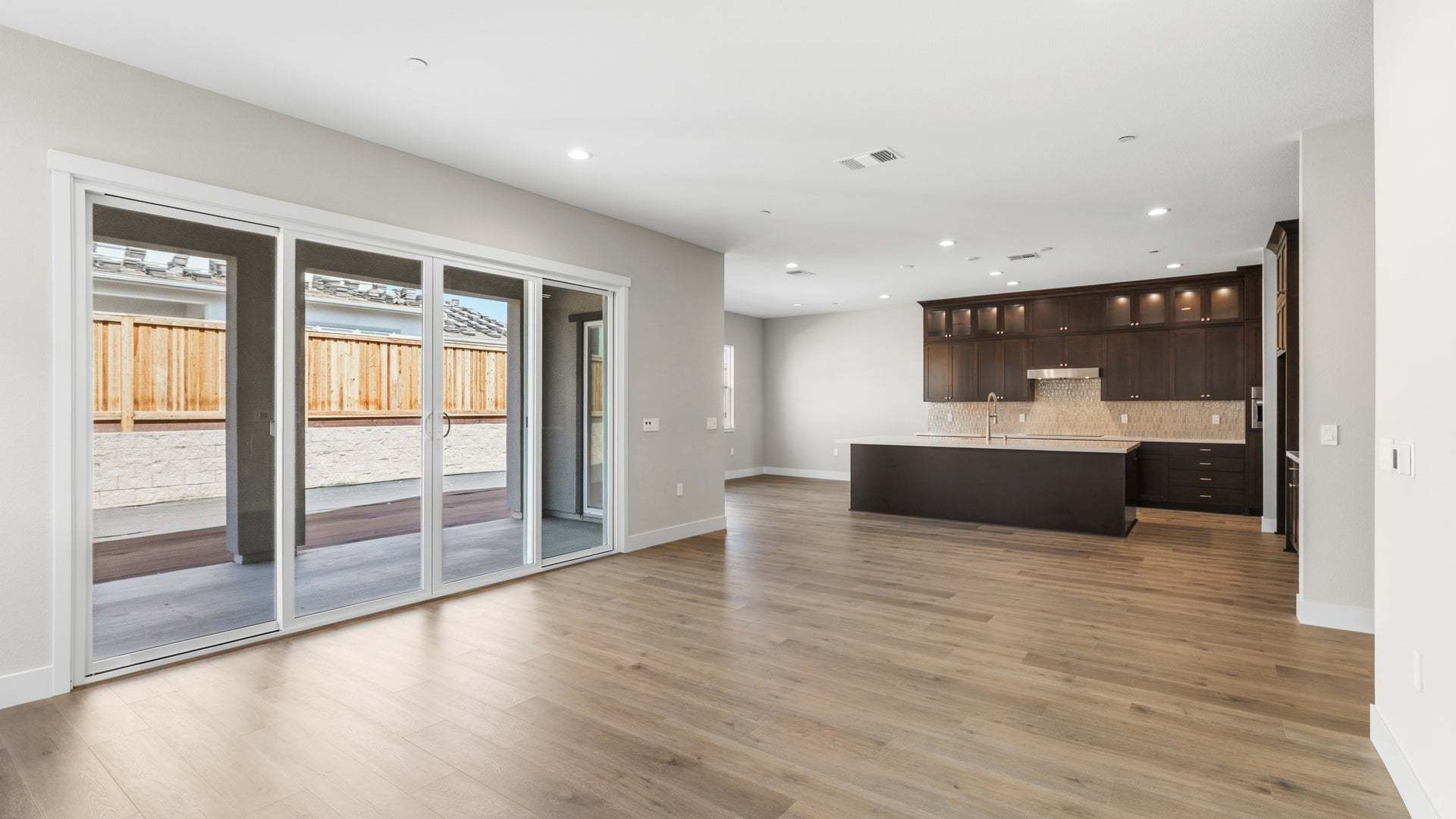 Apricot Estates by Trumark Homes in Brentwood, CA I Lot 37 I Open-Concept Living