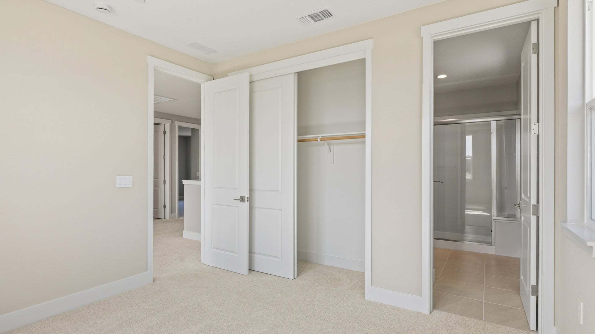 Apricot Estates by Trumark Homes in Brentwood, CA I Lot 37 I Secondary Bedroom